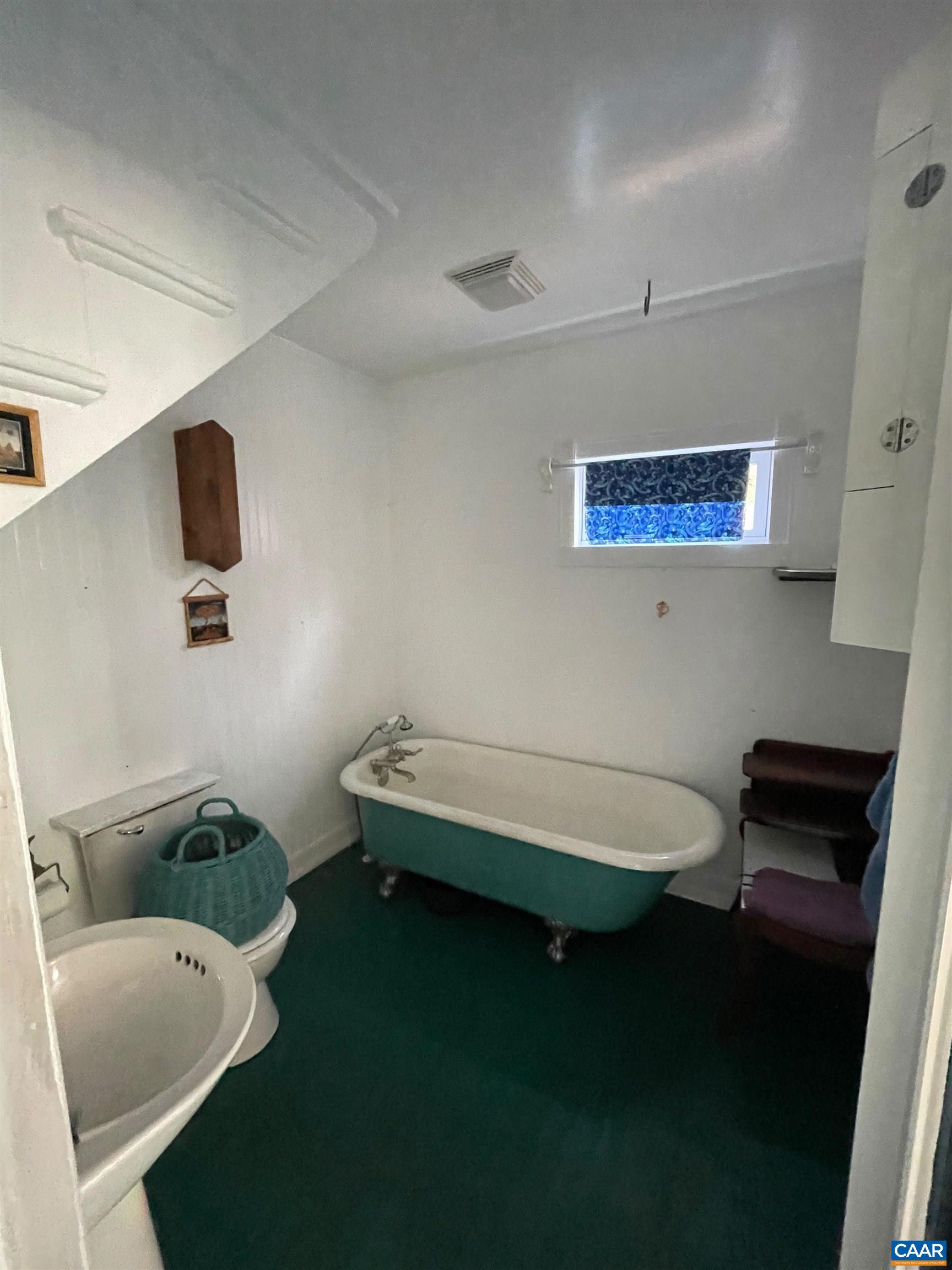 1721 SPENCER PL, LYNCHBURG, Virginia 24504, 2 Bedrooms Bedrooms, ,1 BathroomBathrooms,Residential,1721 SPENCER PL,682345 MLS # 682345 1721 SPENCER PL, LYNCHBURG, Virginia 24504, 2 Bedrooms Bedrooms, ,1 BathroomBathrooms,Residential,1721 SPENCER PL,682345 MLS # 682345