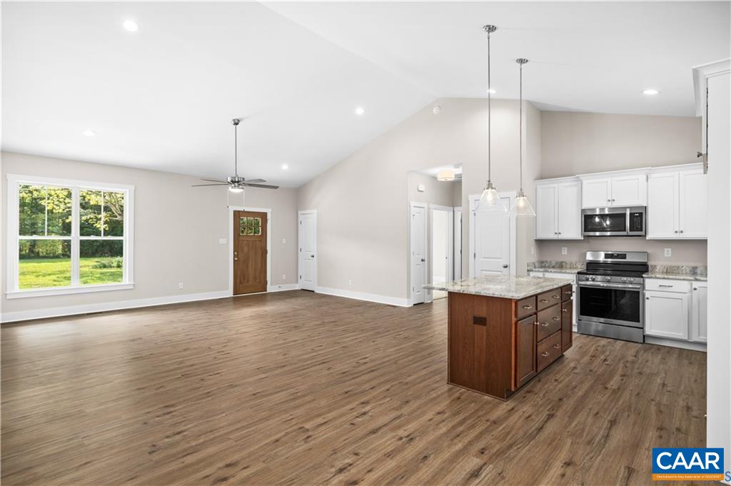 12915 FRANCISCO RD, FARMVILLE, Virginia 23901, 3 Bedrooms Bedrooms, ,2 BathroomsBathrooms,Residential,12915 FRANCISCO RD,682346 MLS # 682346 12915 FRANCISCO RD, FARMVILLE, Virginia 23901, 3 Bedrooms Bedrooms, ,2 BathroomsBathrooms,Residential,12915 FRANCISCO RD,682346 MLS # 682346