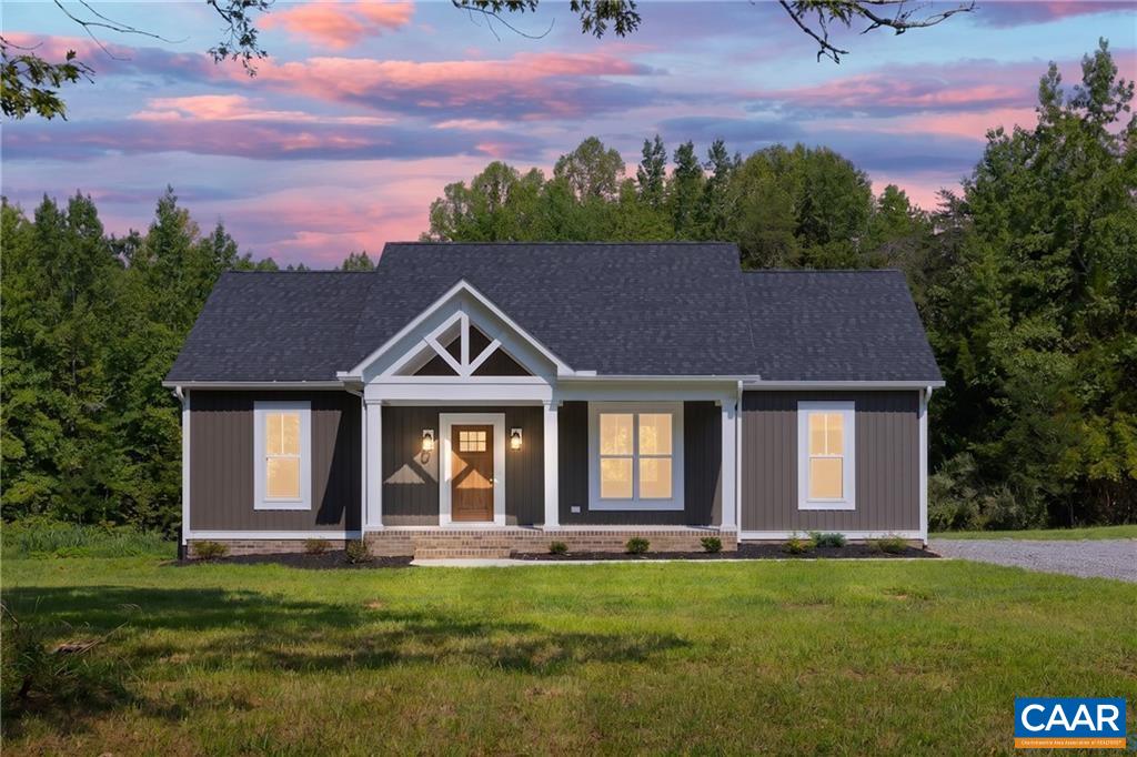 12915 FRANCISCO RD, FARMVILLE, Virginia 23901, 3 Bedrooms Bedrooms, ,2 BathroomsBathrooms,Residential,12915 FRANCISCO RD,682346 MLS # 682346 12915 FRANCISCO RD, FARMVILLE, Virginia 23901, 3 Bedrooms Bedrooms, ,2 BathroomsBathrooms,Residential,12915 FRANCISCO RD,682346 MLS # 682346