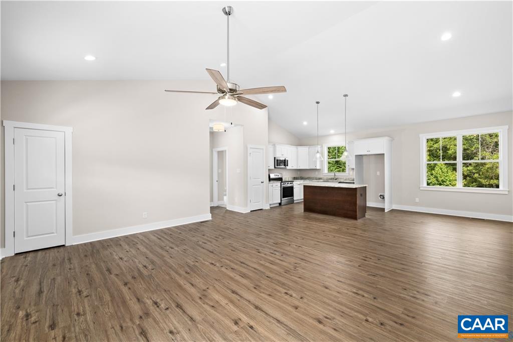 12915 FRANCISCO RD, FARMVILLE, Virginia 23901, 3 Bedrooms Bedrooms, ,2 BathroomsBathrooms,Residential,12915 FRANCISCO RD,682346 MLS # 682346 12915 FRANCISCO RD, FARMVILLE, Virginia 23901, 3 Bedrooms Bedrooms, ,2 BathroomsBathrooms,Residential,12915 FRANCISCO RD,682346 MLS # 682346