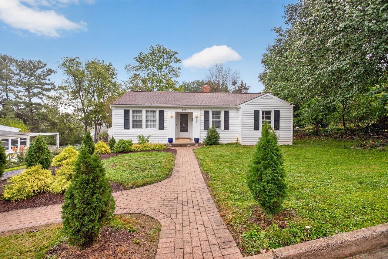 107 HARPER CT, STAUNTON, Virginia 22401, 3 Bedrooms Bedrooms, ,2 BathroomsBathrooms,Residential,107 HARPER CT,682349 MLS # 682349 107 HARPER CT, STAUNTON, Virginia 22401, 3 Bedrooms Bedrooms, ,2 BathroomsBathrooms,Residential,107 HARPER CT,682349 MLS # 682349
