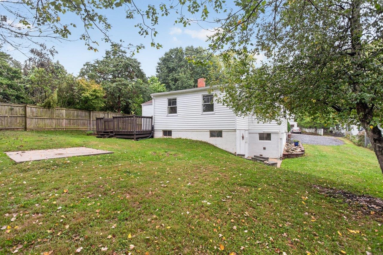 107 HARPER CT, STAUNTON, Virginia 22401, 3 Bedrooms Bedrooms, ,2 BathroomsBathrooms,Residential,107 HARPER CT,682349 MLS # 682349 107 HARPER CT, STAUNTON, Virginia 22401, 3 Bedrooms Bedrooms, ,2 BathroomsBathrooms,Residential,107 HARPER CT,682349 MLS # 682349