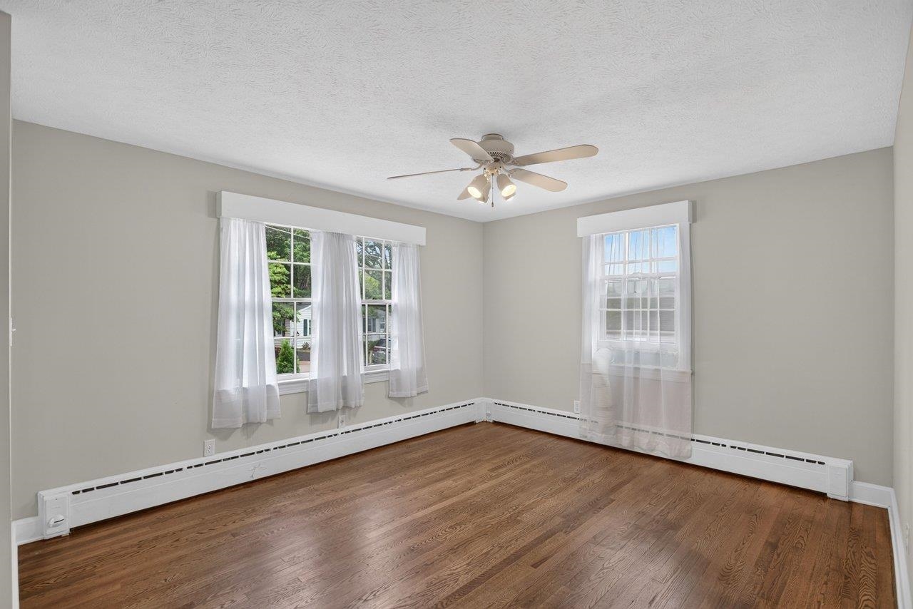 107 HARPER CT, STAUNTON, Virginia 22401, 3 Bedrooms Bedrooms, ,2 BathroomsBathrooms,Residential,107 HARPER CT,682349 MLS # 682349 107 HARPER CT, STAUNTON, Virginia 22401, 3 Bedrooms Bedrooms, ,2 BathroomsBathrooms,Residential,107 HARPER CT,682349 MLS # 682349