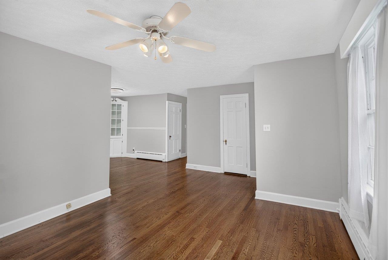 107 HARPER CT, STAUNTON, Virginia 22401, 3 Bedrooms Bedrooms, ,2 BathroomsBathrooms,Residential,107 HARPER CT,682349 MLS # 682349 107 HARPER CT, STAUNTON, Virginia 22401, 3 Bedrooms Bedrooms, ,2 BathroomsBathrooms,Residential,107 HARPER CT,682349 MLS # 682349