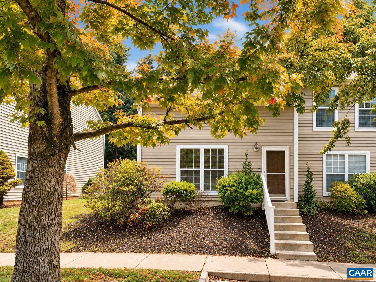 117 WATERBURY CT, CHARLOTTESVILLE, Virginia 22902, 3 Bedrooms Bedrooms, ,2 BathroomsBathrooms,Residential,117 WATERBURY CT,682350 MLS # 682350 117 WATERBURY CT, CHARLOTTESVILLE, Virginia 22902, 3 Bedrooms Bedrooms, ,2 BathroomsBathrooms,Residential,117 WATERBURY CT,682350 MLS # 682350