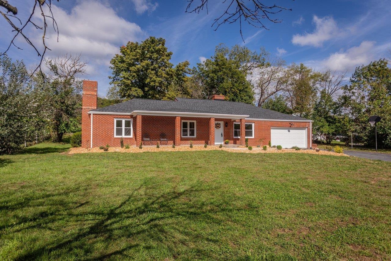 10840 RAWLEY PIKE, HINTON, Virginia 22831, 3 Bedrooms Bedrooms, ,2 BathroomsBathrooms,Residential,10840 RAWLEY PIKE,682351 MLS # 682351