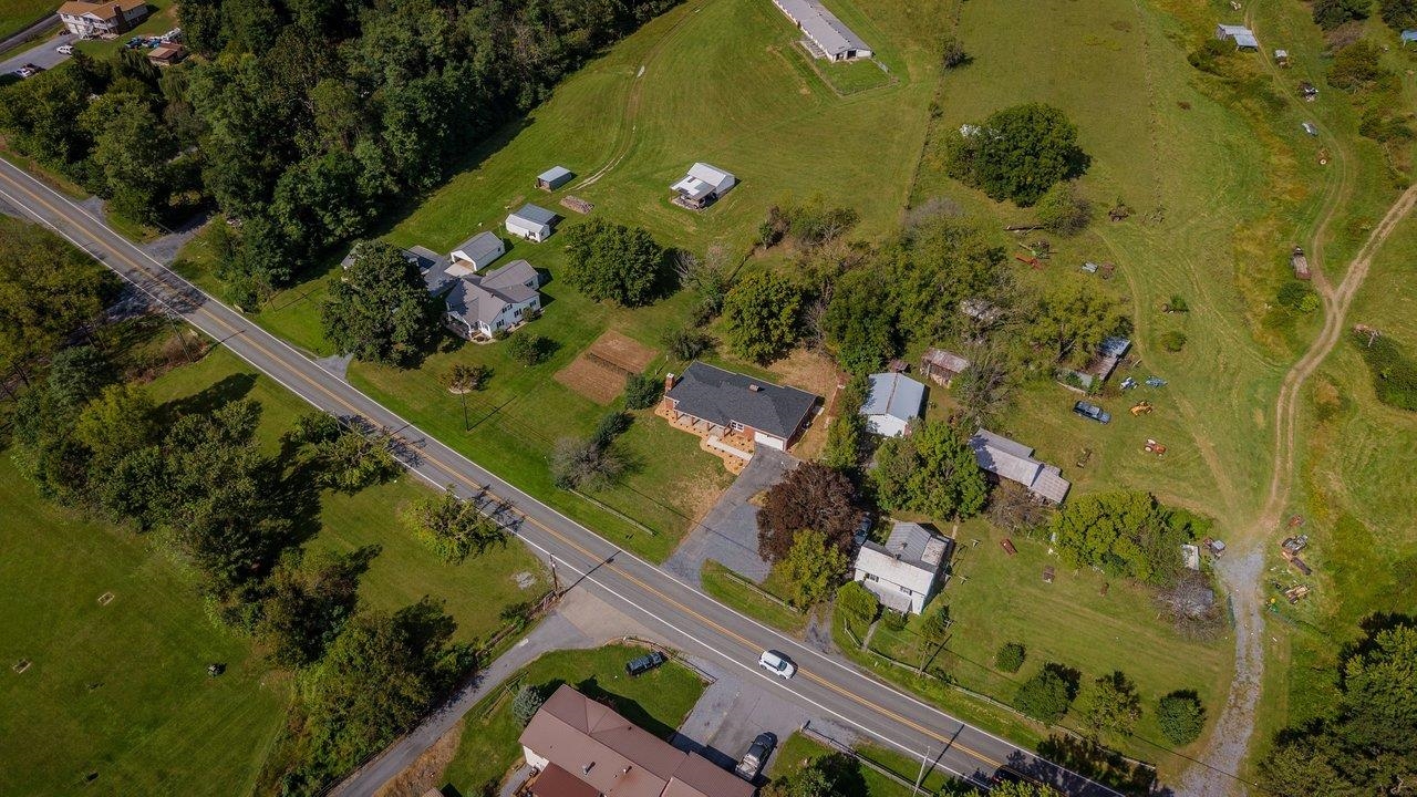 10840 RAWLEY PIKE, HINTON, Virginia 22831, 3 Bedrooms Bedrooms, ,2 BathroomsBathrooms,Residential,10840 RAWLEY PIKE,682351 MLS # 682351