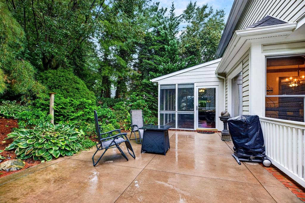 263 DIVOT DR, HARRISONBURG, Virginia 22802, 5 Bedrooms Bedrooms, ,2 BathroomsBathrooms,Residential,263 DIVOT DR,682353 MLS # 682353 263 DIVOT DR, HARRISONBURG, Virginia 22802, 5 Bedrooms Bedrooms, ,2 BathroomsBathrooms,Residential,263 DIVOT DR,682353 MLS # 682353