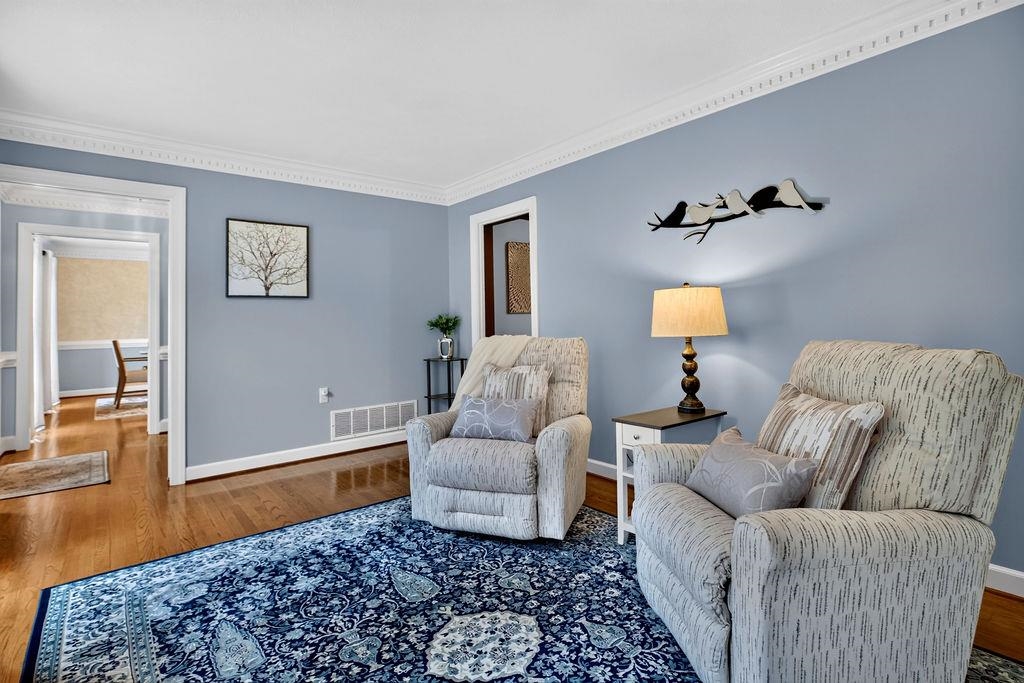 263 DIVOT DR, HARRISONBURG, Virginia 22802, 5 Bedrooms Bedrooms, ,2 BathroomsBathrooms,Residential,263 DIVOT DR,682353 MLS # 682353 263 DIVOT DR, HARRISONBURG, Virginia 22802, 5 Bedrooms Bedrooms, ,2 BathroomsBathrooms,Residential,263 DIVOT DR,682353 MLS # 682353
