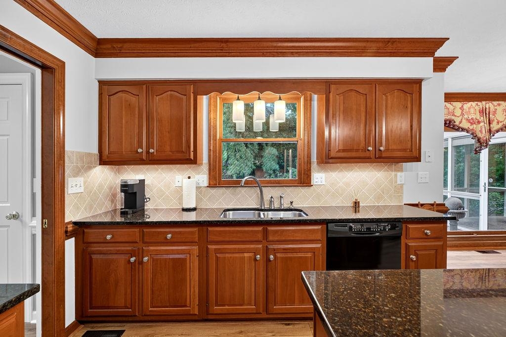 263 DIVOT DR, HARRISONBURG, Virginia 22802, 5 Bedrooms Bedrooms, ,2 BathroomsBathrooms,Residential,263 DIVOT DR,682353 MLS # 682353 263 DIVOT DR, HARRISONBURG, Virginia 22802, 5 Bedrooms Bedrooms, ,2 BathroomsBathrooms,Residential,263 DIVOT DR,682353 MLS # 682353