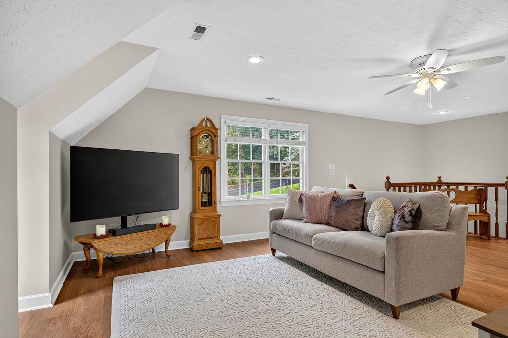 263 DIVOT DR, HARRISONBURG, Virginia 22802, 5 Bedrooms Bedrooms, ,2 BathroomsBathrooms,Residential,263 DIVOT DR,682353 MLS # 682353 263 DIVOT DR, HARRISONBURG, Virginia 22802, 5 Bedrooms Bedrooms, ,2 BathroomsBathrooms,Residential,263 DIVOT DR,682353 MLS # 682353