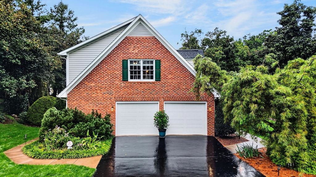263 DIVOT DR, HARRISONBURG, Virginia 22802, 5 Bedrooms Bedrooms, ,2 BathroomsBathrooms,Residential,263 DIVOT DR,682353 MLS # 682353 263 DIVOT DR, HARRISONBURG, Virginia 22802, 5 Bedrooms Bedrooms, ,2 BathroomsBathrooms,Residential,263 DIVOT DR,682353 MLS # 682353