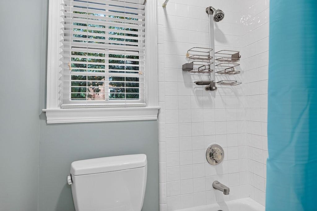 263 DIVOT DR, HARRISONBURG, Virginia 22802, 5 Bedrooms Bedrooms, ,2 BathroomsBathrooms,Residential,263 DIVOT DR,682353 MLS # 682353 263 DIVOT DR, HARRISONBURG, Virginia 22802, 5 Bedrooms Bedrooms, ,2 BathroomsBathrooms,Residential,263 DIVOT DR,682353 MLS # 682353