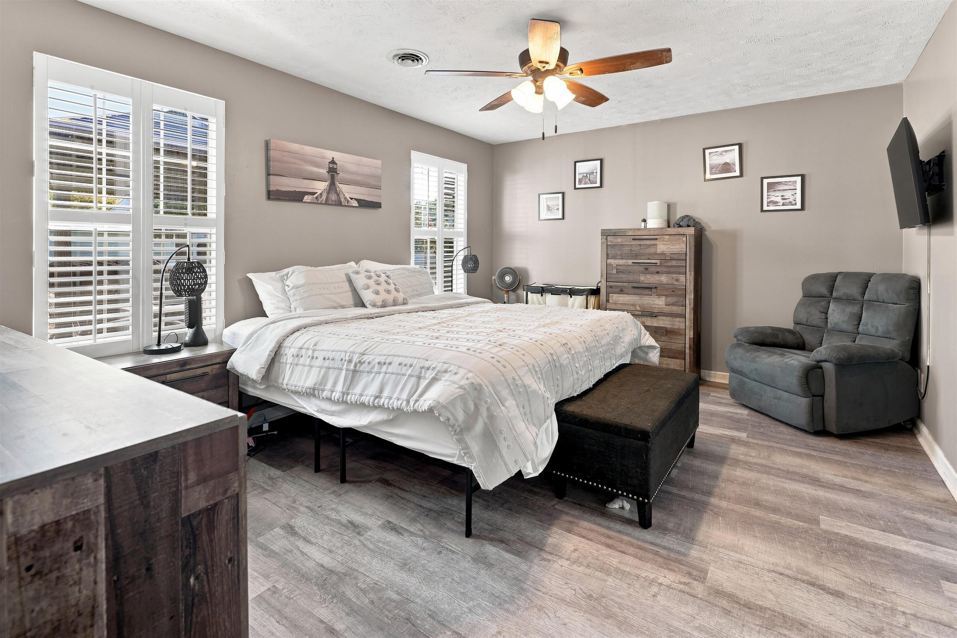 300 GREENWOOD RD, STAUNTON, Virginia 24401, 3 Bedrooms Bedrooms, ,2 BathroomsBathrooms,Residential,300 GREENWOOD RD,681526 MLS # 681526 300 GREENWOOD RD, STAUNTON, Virginia 24401, 3 Bedrooms Bedrooms, ,2 BathroomsBathrooms,Residential,300 GREENWOOD RD,681526 MLS # 681526