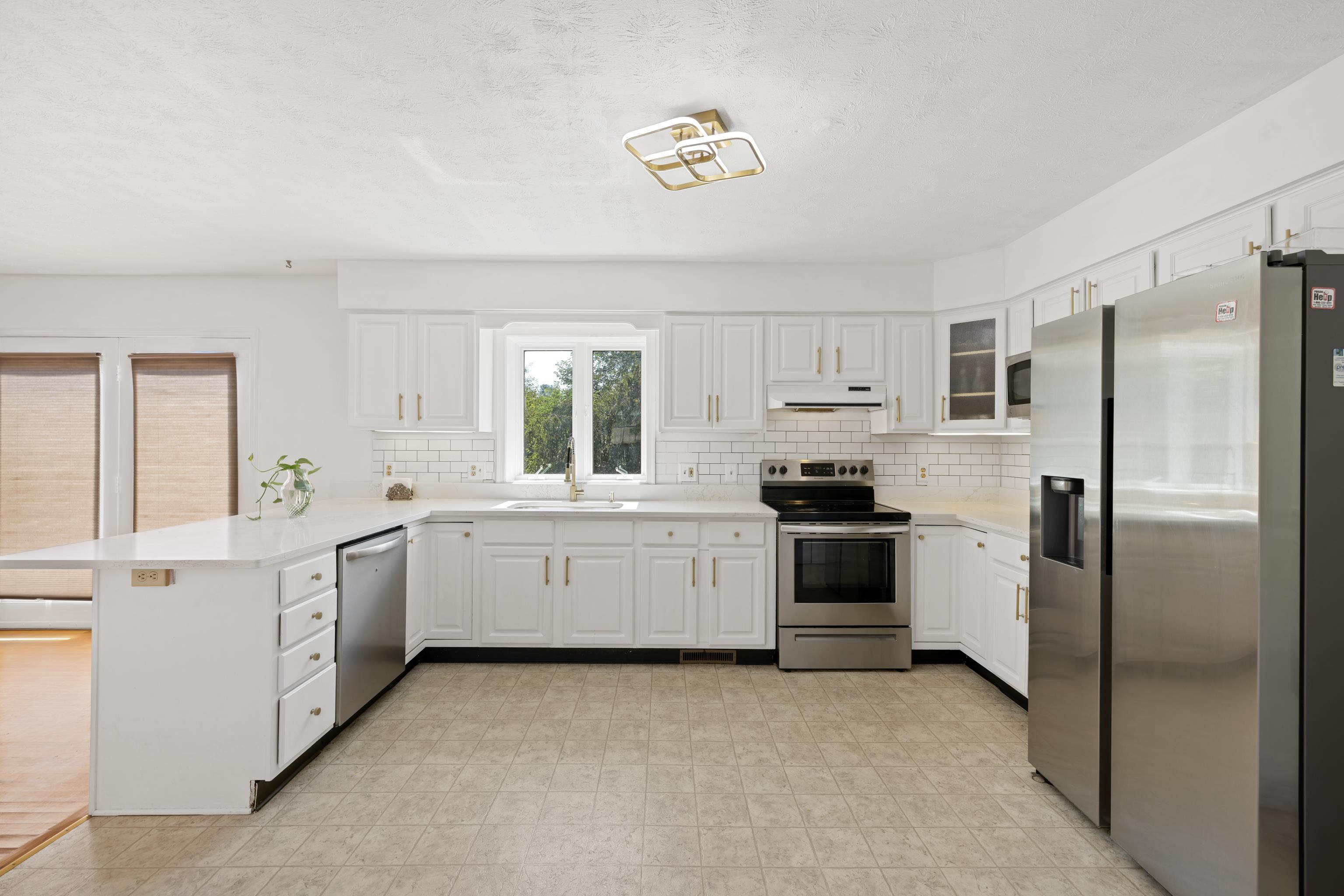 1480 BLUEWATER RD, ROCKINGHAM, Virginia 22801, 4 Bedrooms Bedrooms, ,3 BathroomsBathrooms,Residential,1480 BLUEWATER RD,682121 MLS # 682121