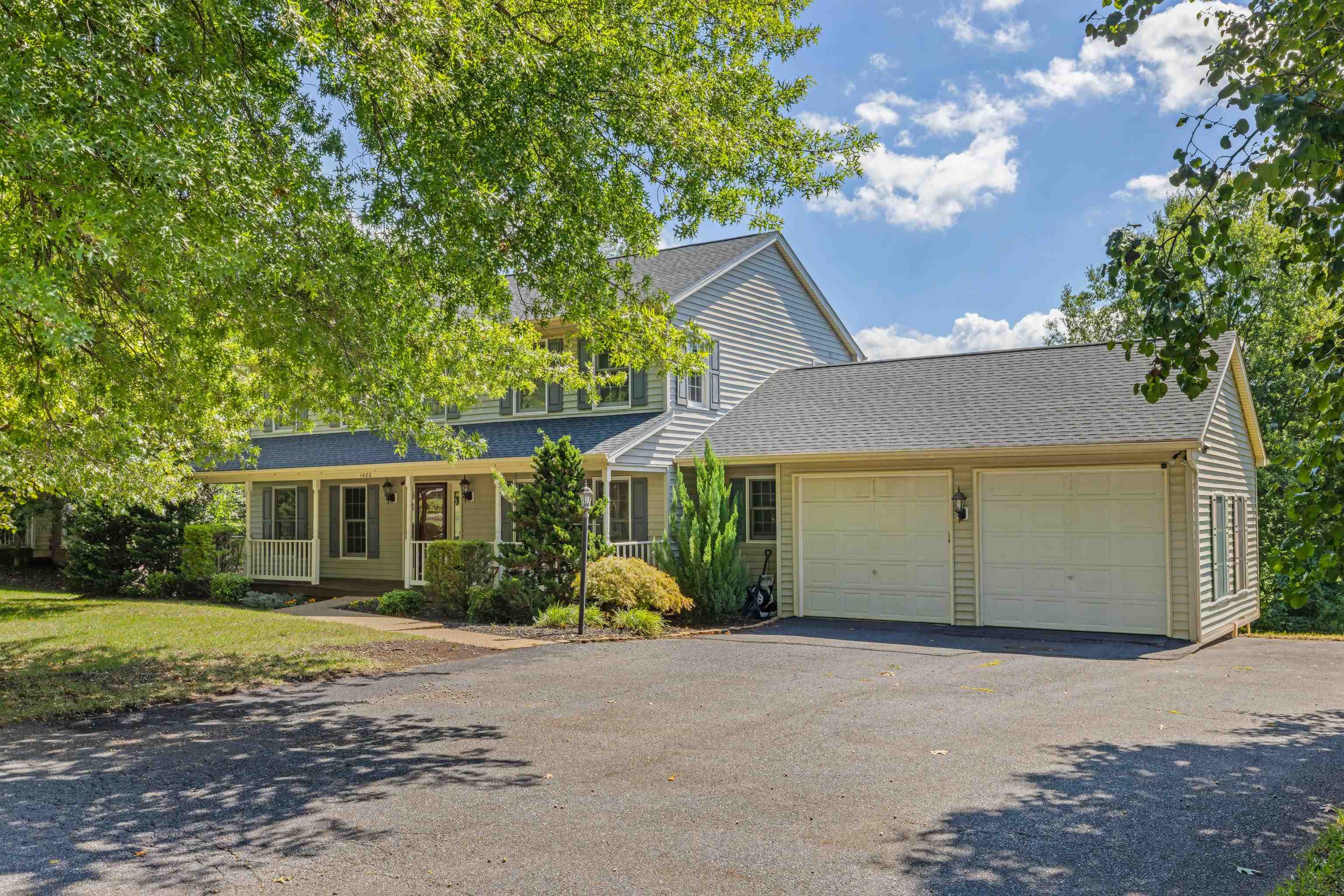 1480 BLUEWATER RD, ROCKINGHAM, Virginia 22801, 4 Bedrooms Bedrooms, ,3 BathroomsBathrooms,Residential,1480 BLUEWATER RD,682121 MLS # 682121
