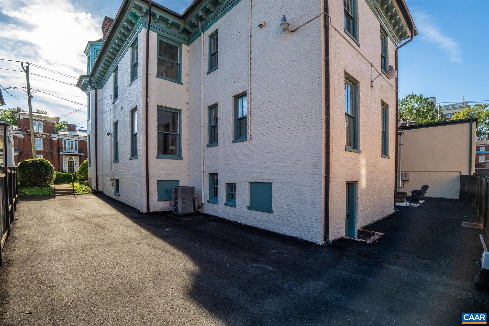 409 PARK ST, CHARLOTTESVILLE, Virginia 22902, 5 Bedrooms Bedrooms, ,4 BathroomsBathrooms,Residential,409 PARK ST,682325 MLS # 682325 409 PARK ST, CHARLOTTESVILLE, Virginia 22902, 5 Bedrooms Bedrooms, ,4 BathroomsBathrooms,Residential,409 PARK ST,682325 MLS # 682325