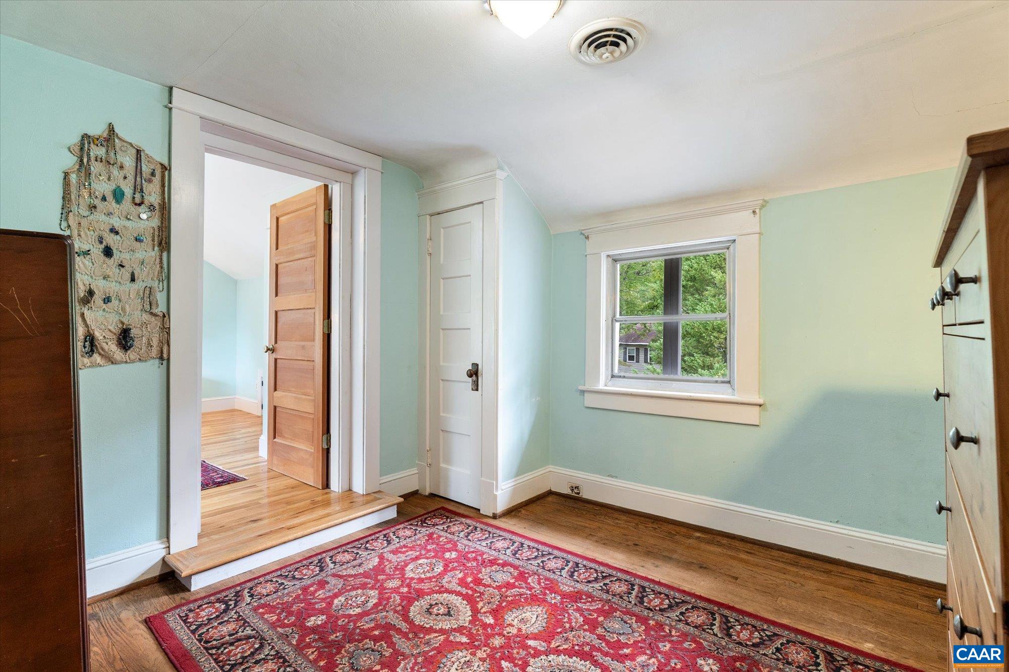 2513 WOODLAND DR, CHARLOTTESVILLE, Virginia 22903, 3 Bedrooms Bedrooms, ,2 BathroomsBathrooms,Residential,2513 WOODLAND DR,682326 MLS # 682326