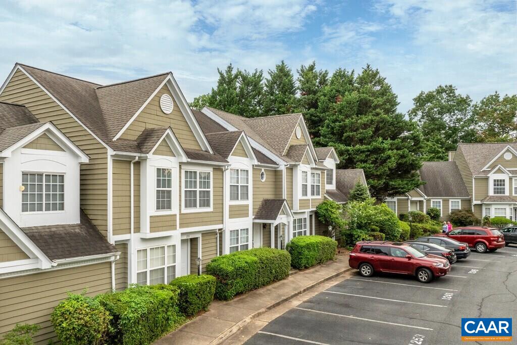 1245 CLIFDEN GREENE, CHARLOTTESVILLE, Virginia 22901, 3 Bedrooms Bedrooms, ,2 BathroomsBathrooms,Residential,1245 CLIFDEN GREENE,682340 MLS # 682340