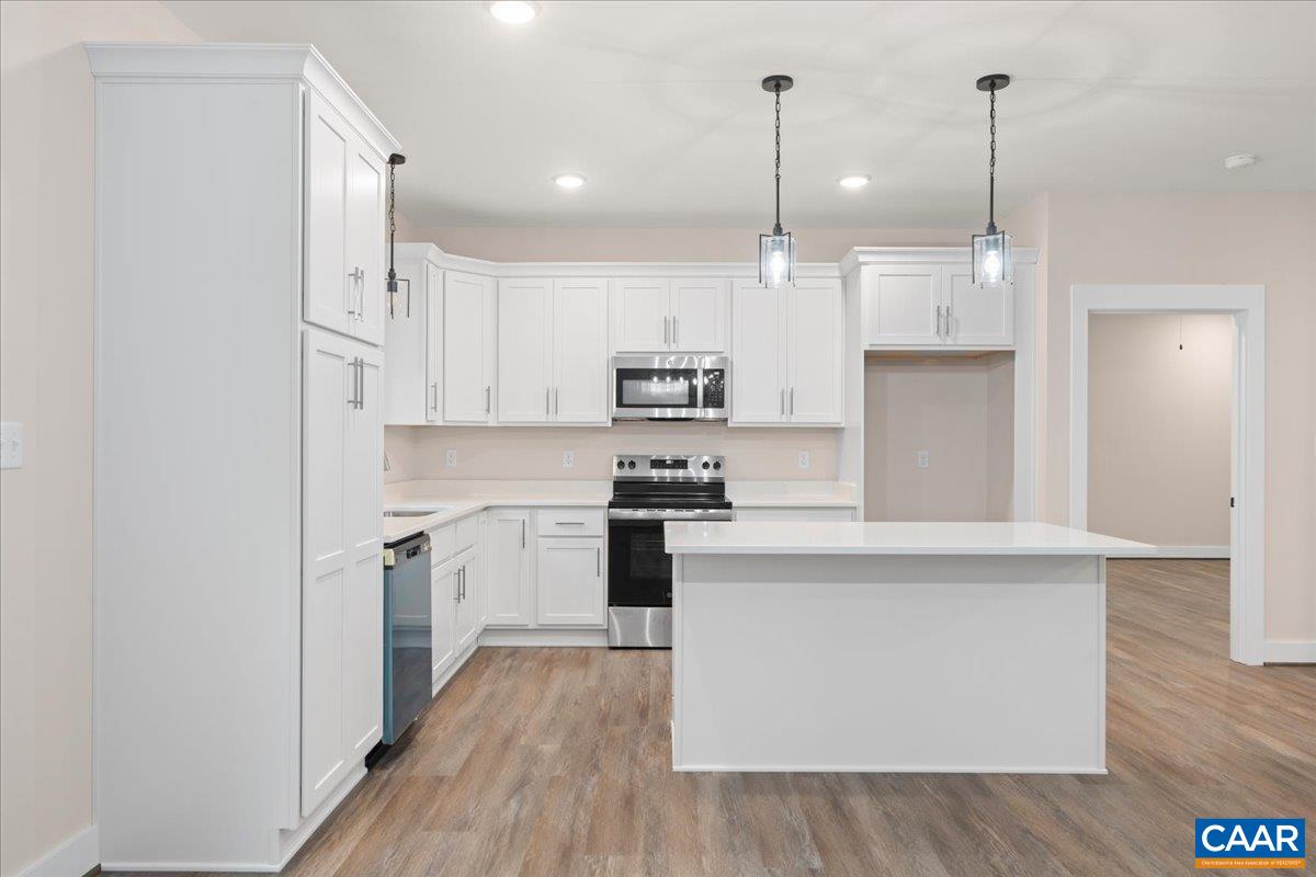 21 HOLMAN MILL RD, FARMVILLE, Virginia 23901, 3 Bedrooms Bedrooms, ,2 BathroomsBathrooms,Residential,21 Holman Mill Ct, NEW CONSTRUCTION LOT 1,21 HOLMAN MILL RD,682354 MLS # 682354 21 HOLMAN MILL RD, FARMVILLE, Virginia 23901, 3 Bedrooms Bedrooms, ,2 BathroomsBathrooms,Residential,21 Holman Mill Ct, NEW CONSTRUCTION LOT 1,21 HOLMAN MILL RD,682354 MLS # 682354