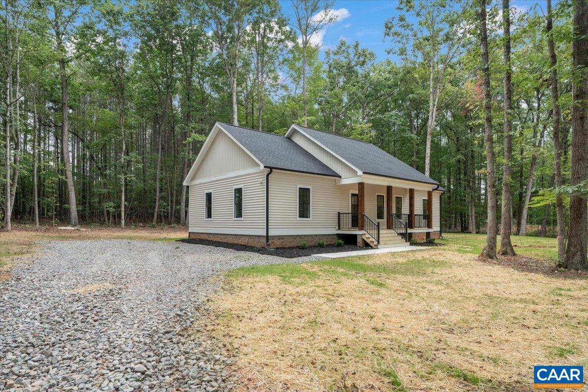 21 HOLMAN MILL RD, FARMVILLE, Virginia 23901, 3 Bedrooms Bedrooms, ,2 BathroomsBathrooms,Residential,21 Holman Mill Ct, NEW CONSTRUCTION LOT 1,21 HOLMAN MILL RD,682354 MLS # 682354 21 HOLMAN MILL RD, FARMVILLE, Virginia 23901, 3 Bedrooms Bedrooms, ,2 BathroomsBathrooms,Residential,21 Holman Mill Ct, NEW CONSTRUCTION LOT 1,21 HOLMAN MILL RD,682354 MLS # 682354