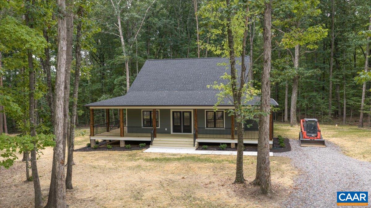 8 HOLMAN MILL RD, FARMVILLE, Virginia 23901, 3 Bedrooms Bedrooms, ,2 BathroomsBathrooms,Residential,8 Holman Mill Ct, NEW CONSTRUCTION LOT 5,8 HOLMAN MILL RD,682355 MLS # 682355