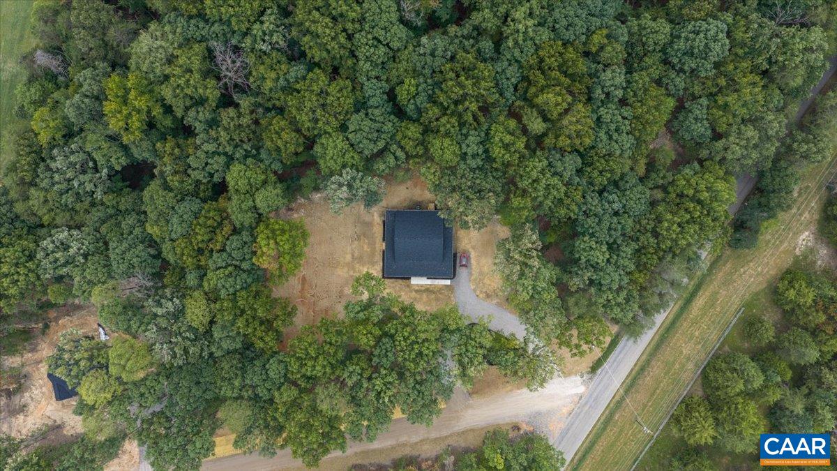 8 HOLMAN MILL RD, FARMVILLE, Virginia 23901, 3 Bedrooms Bedrooms, ,2 BathroomsBathrooms,Residential,8 Holman Mill Ct, NEW CONSTRUCTION LOT 5,8 HOLMAN MILL RD,682355 MLS # 682355