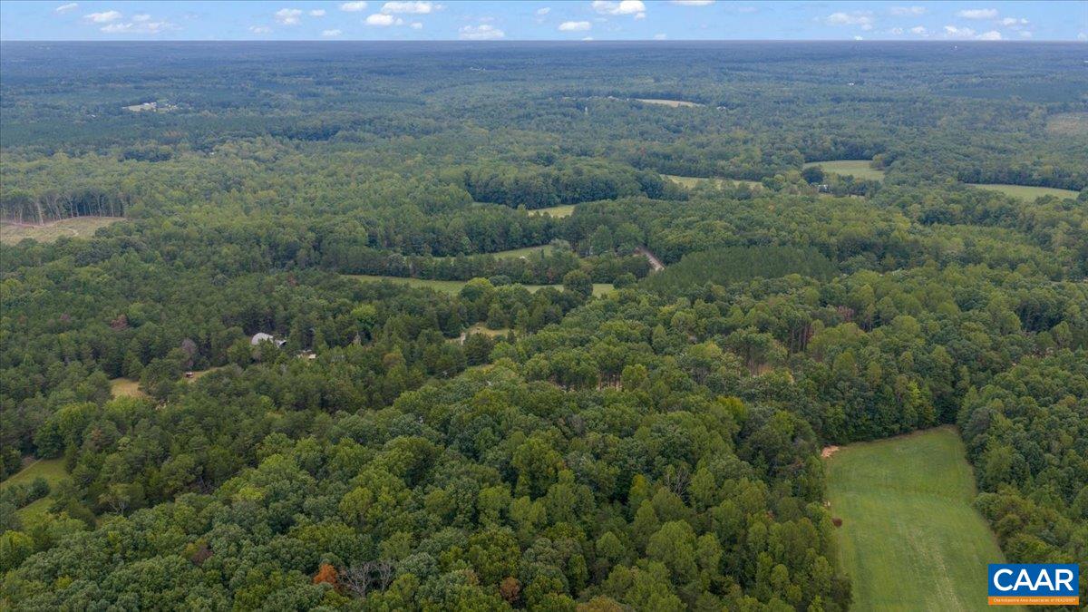 8 HOLMAN MILL RD, FARMVILLE, Virginia 23901, 3 Bedrooms Bedrooms, ,2 BathroomsBathrooms,Residential,8 Holman Mill Ct, NEW CONSTRUCTION LOT 5,8 HOLMAN MILL RD,682355 MLS # 682355