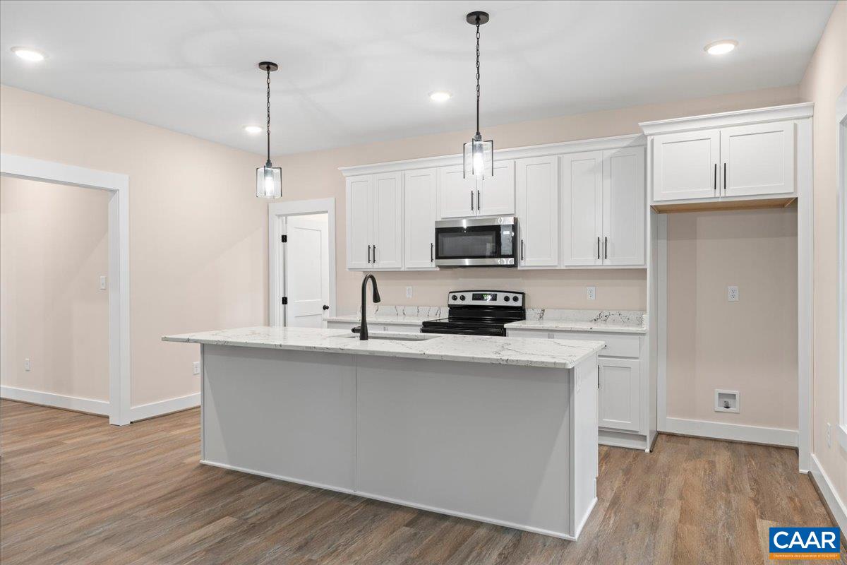 8 HOLMAN MILL RD, FARMVILLE, Virginia 23901, 3 Bedrooms Bedrooms, ,2 BathroomsBathrooms,Residential,8 Holman Mill Ct, NEW CONSTRUCTION LOT 5,8 HOLMAN MILL RD,682355 MLS # 682355
