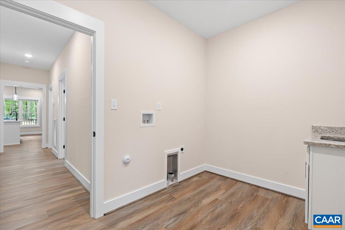 8 HOLMAN MILL RD, FARMVILLE, Virginia 23901, 3 Bedrooms Bedrooms, ,2 BathroomsBathrooms,Residential,8 Holman Mill Ct, NEW CONSTRUCTION LOT 5,8 HOLMAN MILL RD,682355 MLS # 682355