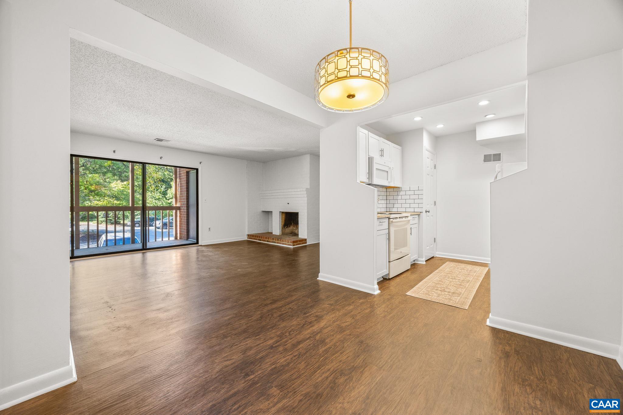 143 GREEN TURTLE LN, CHARLOTTESVILLE, Virginia 22901, 1 Bedroom Bedrooms, ,1 BathroomBathrooms,Residential,143 GREEN TURTLE LN,682358 MLS # 682358 143 GREEN TURTLE LN, CHARLOTTESVILLE, Virginia 22901, 1 Bedroom Bedrooms, ,1 BathroomBathrooms,Residential,143 GREEN TURTLE LN,682358 MLS # 682358
