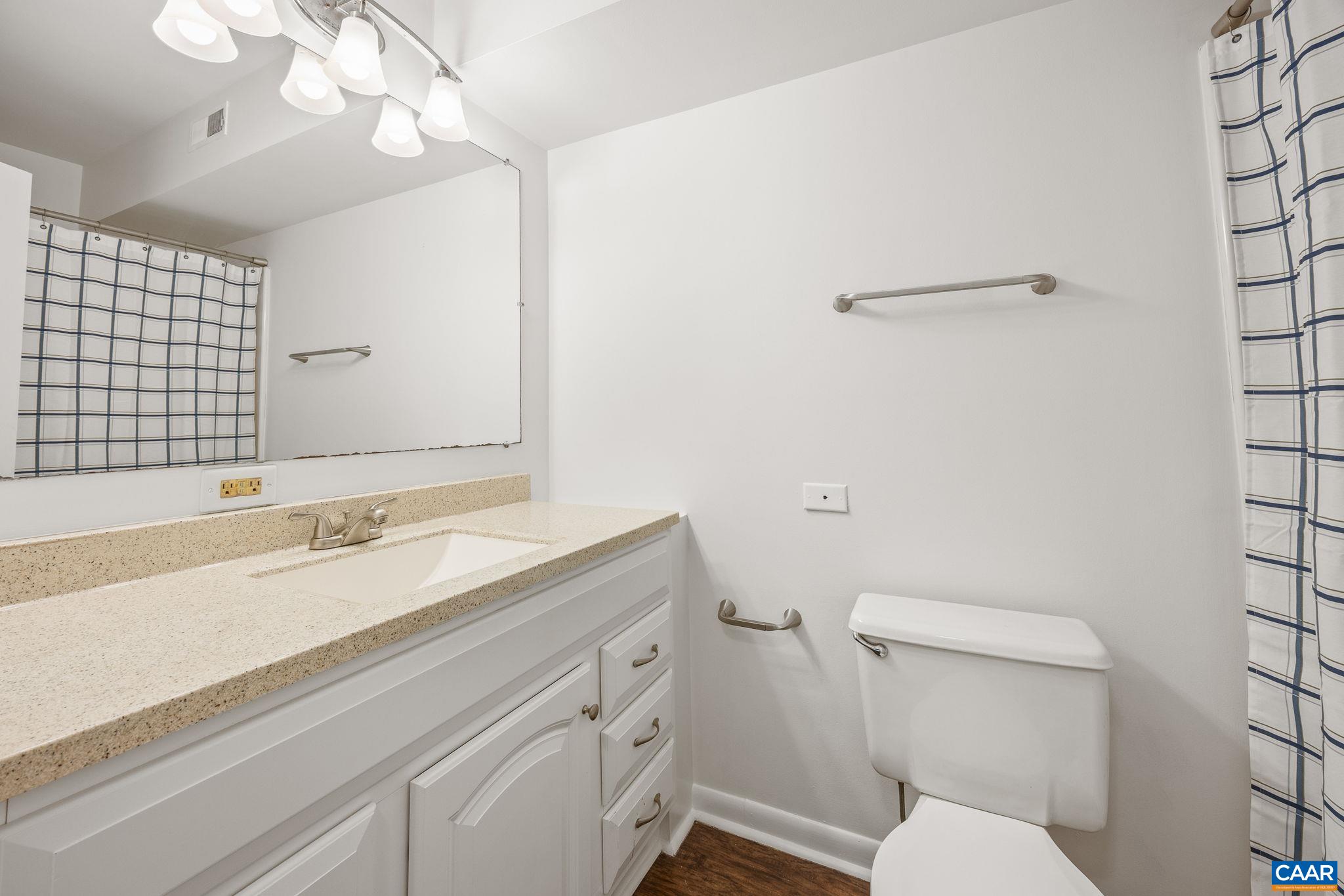 143 GREEN TURTLE LN, CHARLOTTESVILLE, Virginia 22901, 1 Bedroom Bedrooms, ,1 BathroomBathrooms,Residential,143 GREEN TURTLE LN,682358 MLS # 682358 143 GREEN TURTLE LN, CHARLOTTESVILLE, Virginia 22901, 1 Bedroom Bedrooms, ,1 BathroomBathrooms,Residential,143 GREEN TURTLE LN,682358 MLS # 682358
