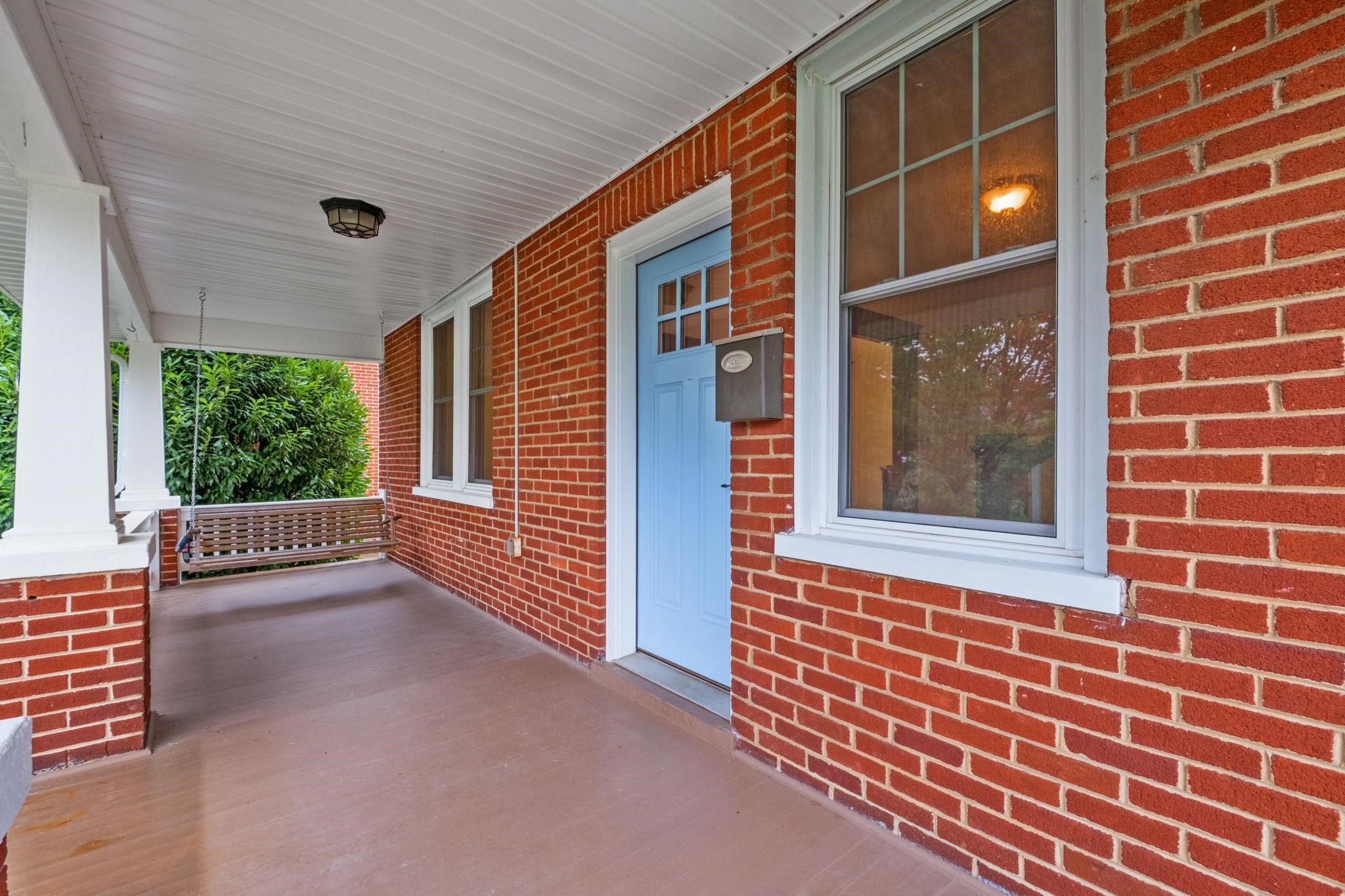 355 FLORENCE AVE, WAYNESBORO, Virginia 22980, 3 Bedrooms Bedrooms, ,1 BathroomBathrooms,Residential,355 FLORENCE AVE,682362 MLS # 682362 355 FLORENCE AVE, WAYNESBORO, Virginia 22980, 3 Bedrooms Bedrooms, ,1 BathroomBathrooms,Residential,355 FLORENCE AVE,682362 MLS # 682362