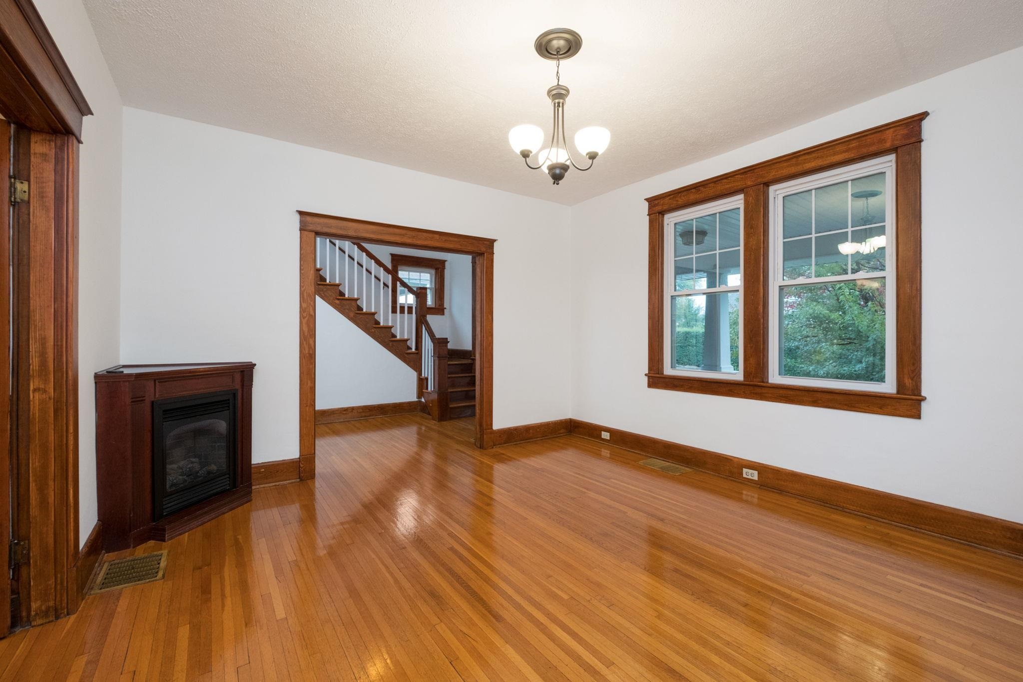 355 FLORENCE AVE, WAYNESBORO, Virginia 22980, 3 Bedrooms Bedrooms, ,1 BathroomBathrooms,Residential,355 FLORENCE AVE,682362 MLS # 682362 355 FLORENCE AVE, WAYNESBORO, Virginia 22980, 3 Bedrooms Bedrooms, ,1 BathroomBathrooms,Residential,355 FLORENCE AVE,682362 MLS # 682362
