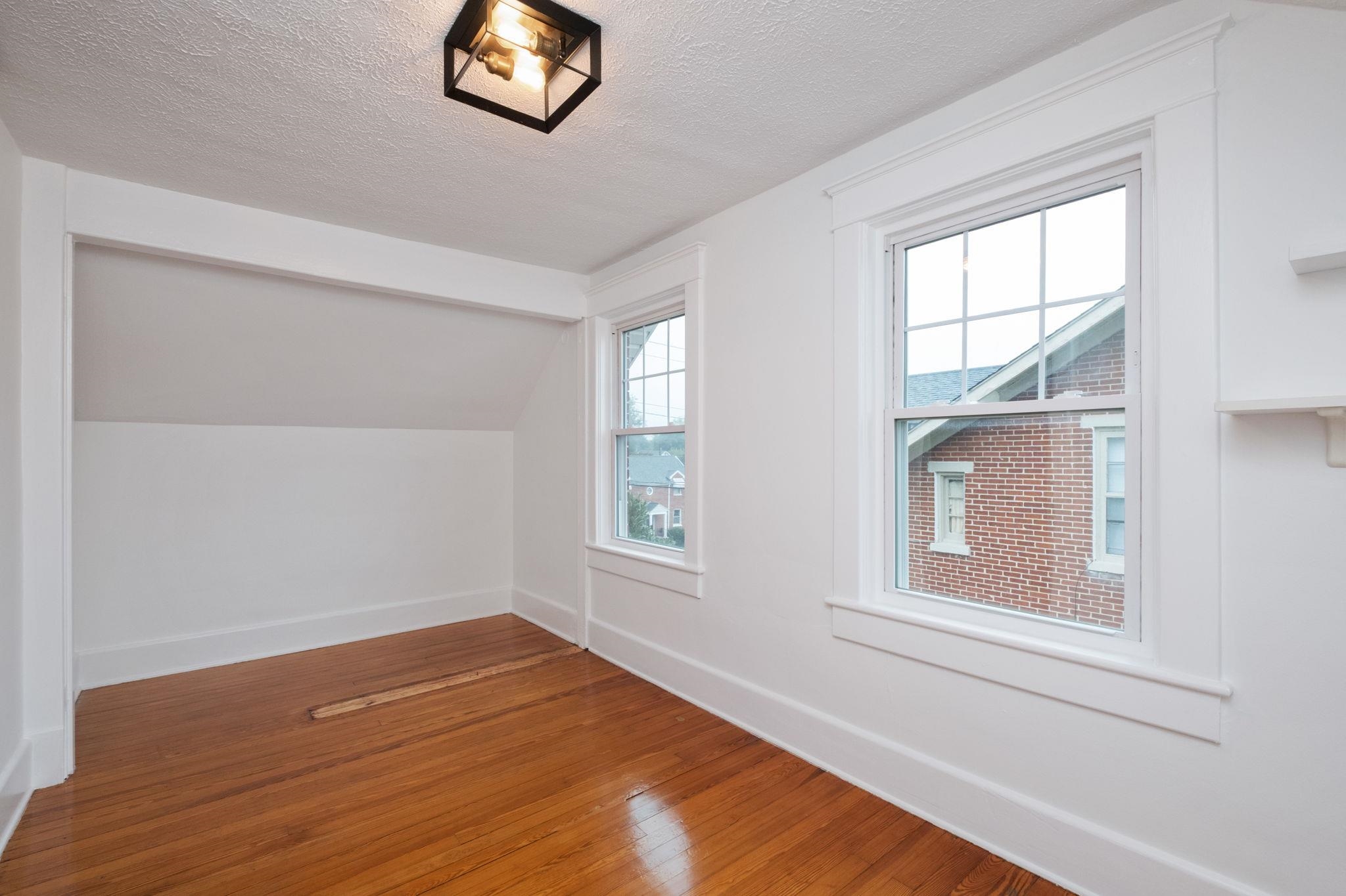355 FLORENCE AVE, WAYNESBORO, Virginia 22980, 3 Bedrooms Bedrooms, ,1 BathroomBathrooms,Residential,355 FLORENCE AVE,682362 MLS # 682362 355 FLORENCE AVE, WAYNESBORO, Virginia 22980, 3 Bedrooms Bedrooms, ,1 BathroomBathrooms,Residential,355 FLORENCE AVE,682362 MLS # 682362