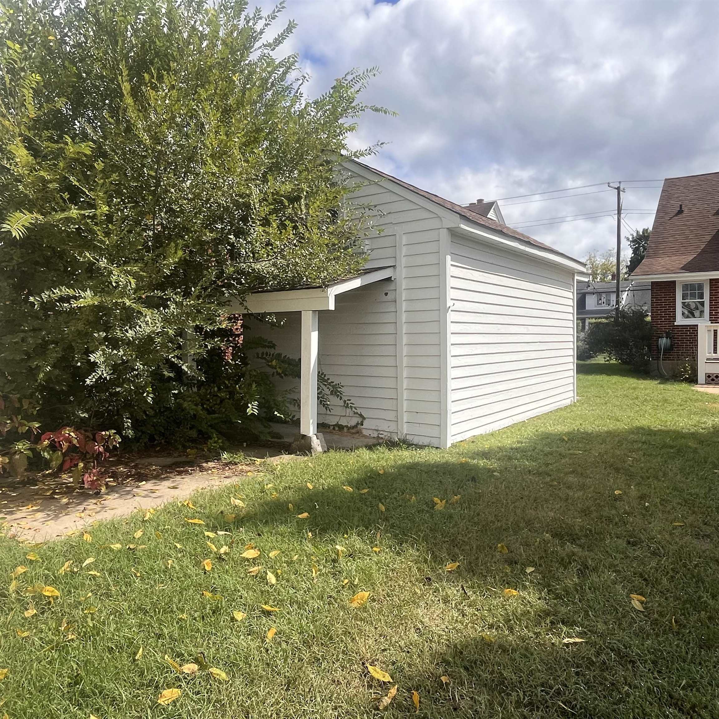 355 FLORENCE AVE, WAYNESBORO, Virginia 22980, 3 Bedrooms Bedrooms, ,1 BathroomBathrooms,Residential,355 FLORENCE AVE,682362 MLS # 682362 355 FLORENCE AVE, WAYNESBORO, Virginia 22980, 3 Bedrooms Bedrooms, ,1 BathroomBathrooms,Residential,355 FLORENCE AVE,682362 MLS # 682362