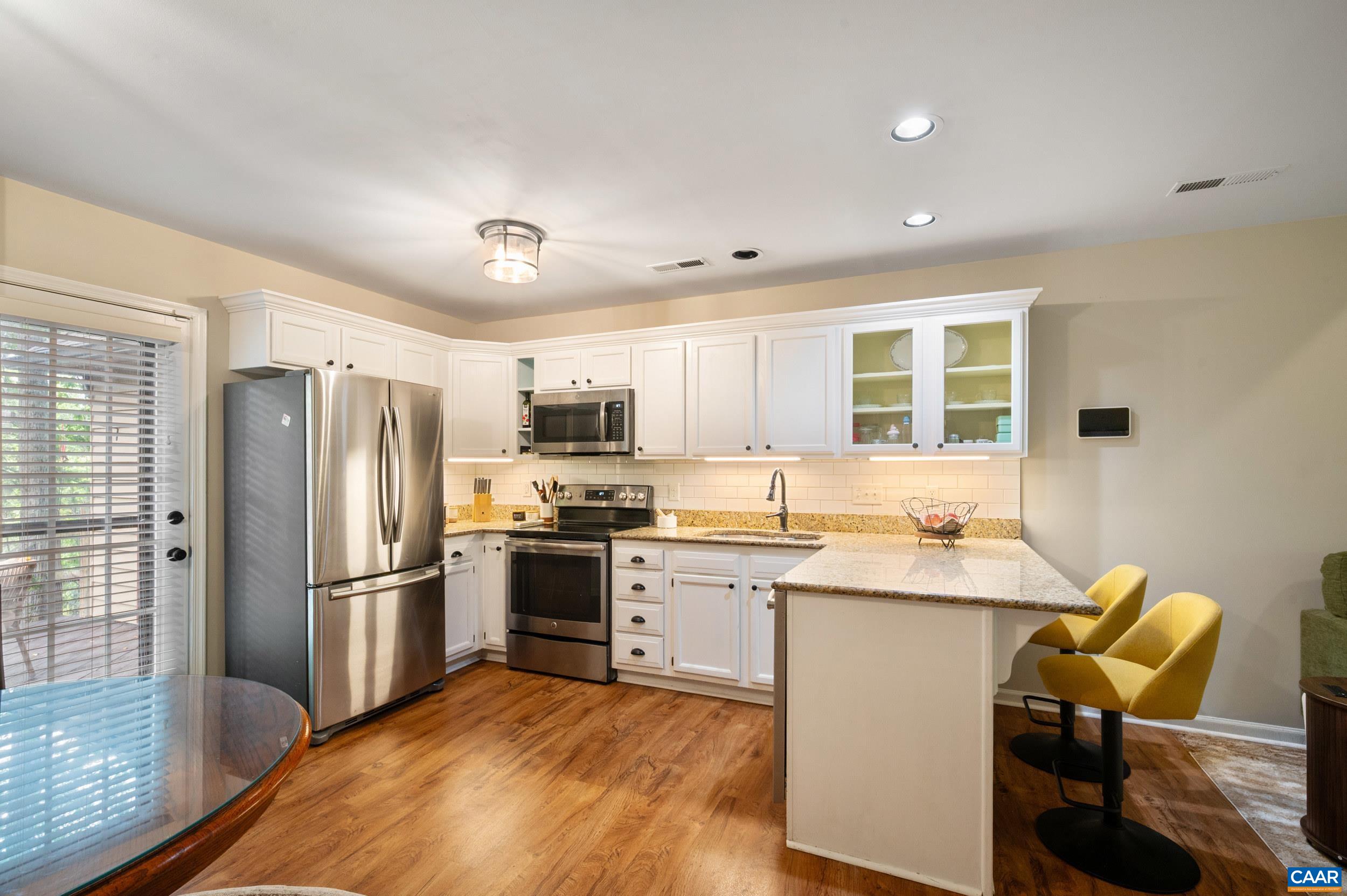 1306 CREEKSIDE DR, CHARLOTTESVILLE, Virginia 22902, 2 Bedrooms Bedrooms, ,2 BathroomsBathrooms,Residential,1306 CREEKSIDE DR,682363 MLS # 682363 1306 CREEKSIDE DR, CHARLOTTESVILLE, Virginia 22902, 2 Bedrooms Bedrooms, ,2 BathroomsBathrooms,Residential,1306 CREEKSIDE DR,682363 MLS # 682363