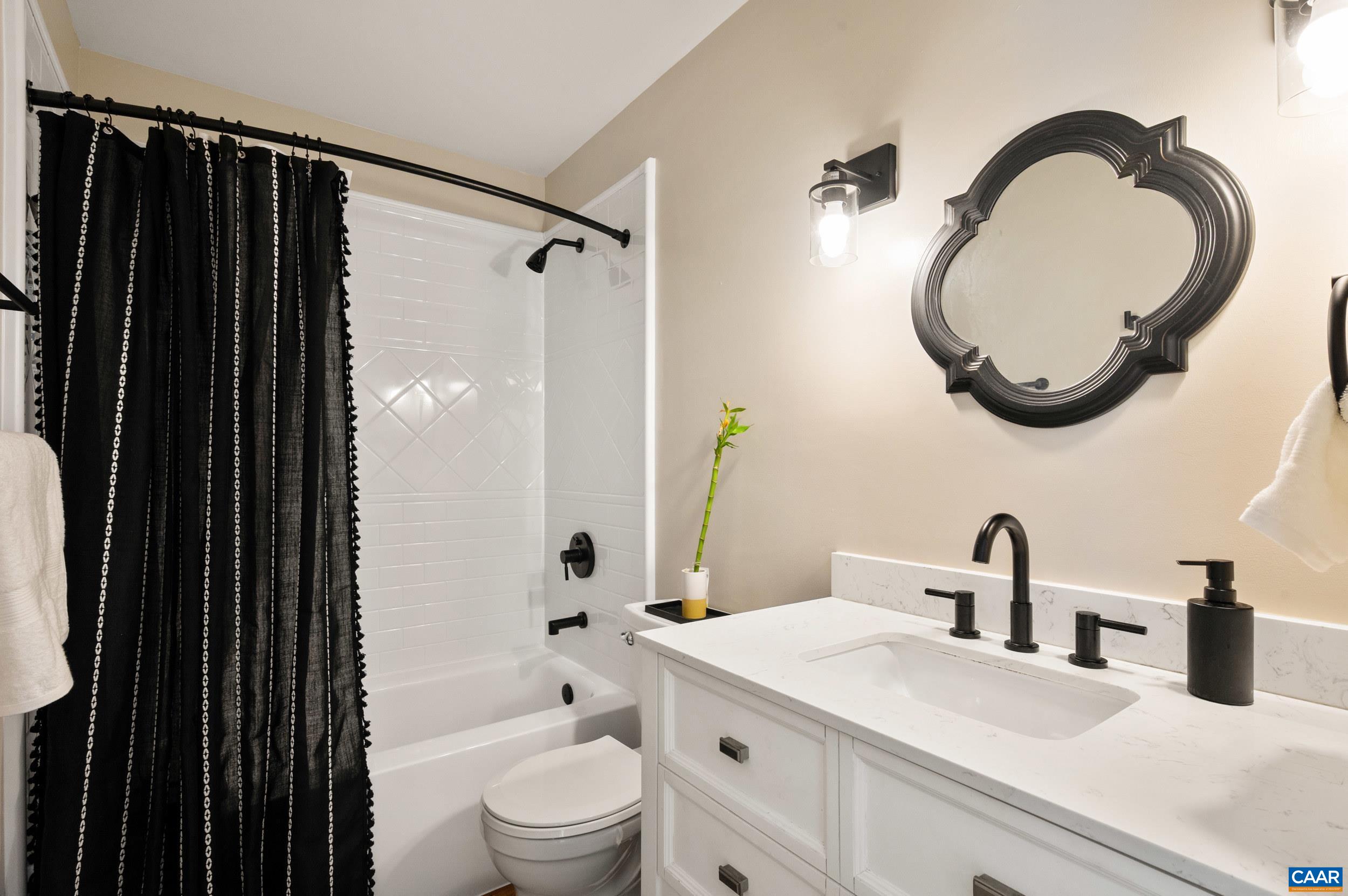1306 CREEKSIDE DR, CHARLOTTESVILLE, Virginia 22902, 2 Bedrooms Bedrooms, ,2 BathroomsBathrooms,Residential,1306 CREEKSIDE DR,682363 MLS # 682363 1306 CREEKSIDE DR, CHARLOTTESVILLE, Virginia 22902, 2 Bedrooms Bedrooms, ,2 BathroomsBathrooms,Residential,1306 CREEKSIDE DR,682363 MLS # 682363