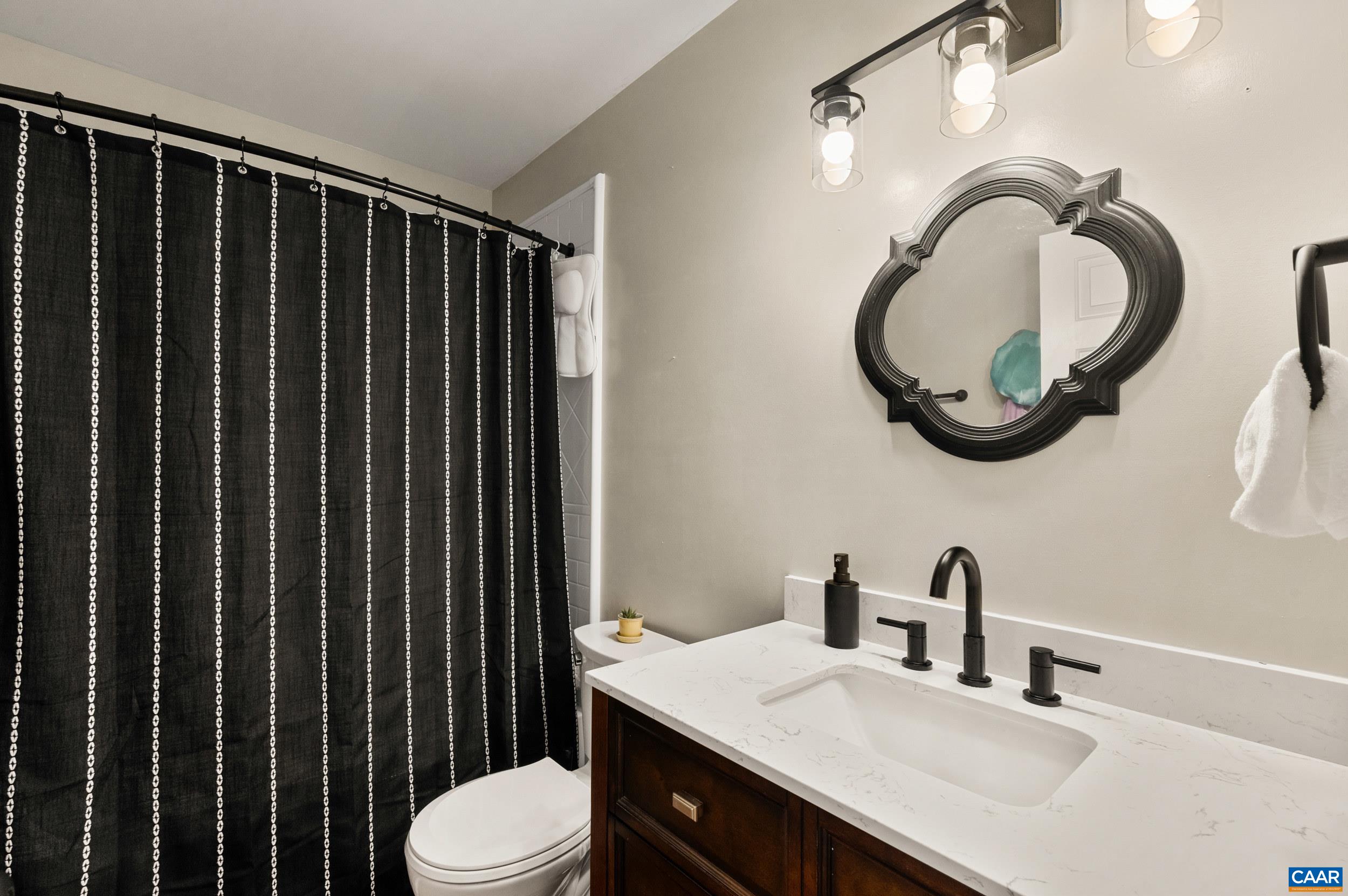 1306 CREEKSIDE DR, CHARLOTTESVILLE, Virginia 22902, 2 Bedrooms Bedrooms, ,2 BathroomsBathrooms,Residential,1306 CREEKSIDE DR,682363 MLS # 682363 1306 CREEKSIDE DR, CHARLOTTESVILLE, Virginia 22902, 2 Bedrooms Bedrooms, ,2 BathroomsBathrooms,Residential,1306 CREEKSIDE DR,682363 MLS # 682363