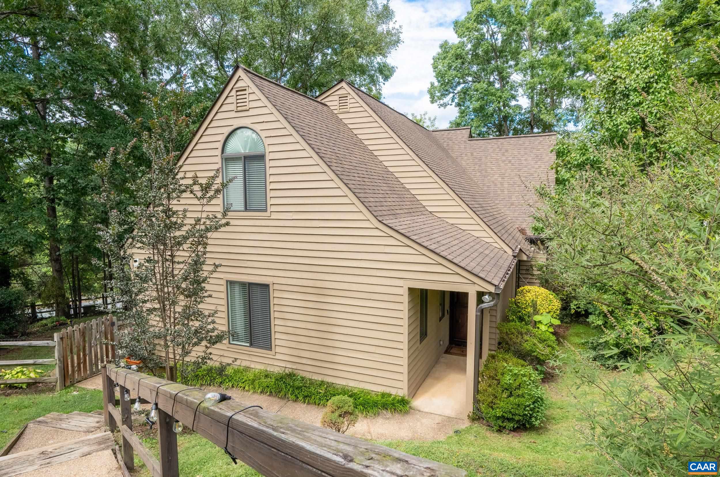 1306 CREEKSIDE DR, CHARLOTTESVILLE, Virginia 22902, 2 Bedrooms Bedrooms, ,2 BathroomsBathrooms,Residential,1306 CREEKSIDE DR,682363 MLS # 682363 1306 CREEKSIDE DR, CHARLOTTESVILLE, Virginia 22902, 2 Bedrooms Bedrooms, ,2 BathroomsBathrooms,Residential,1306 CREEKSIDE DR,682363 MLS # 682363
