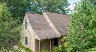 1306 CREEKSIDE DR, CHARLOTTESVILLE, Virginia 22902, 2 Bedrooms Bedrooms, ,2 BathroomsBathrooms,Residential,1306 CREEKSIDE DR,682363 MLS # 682363