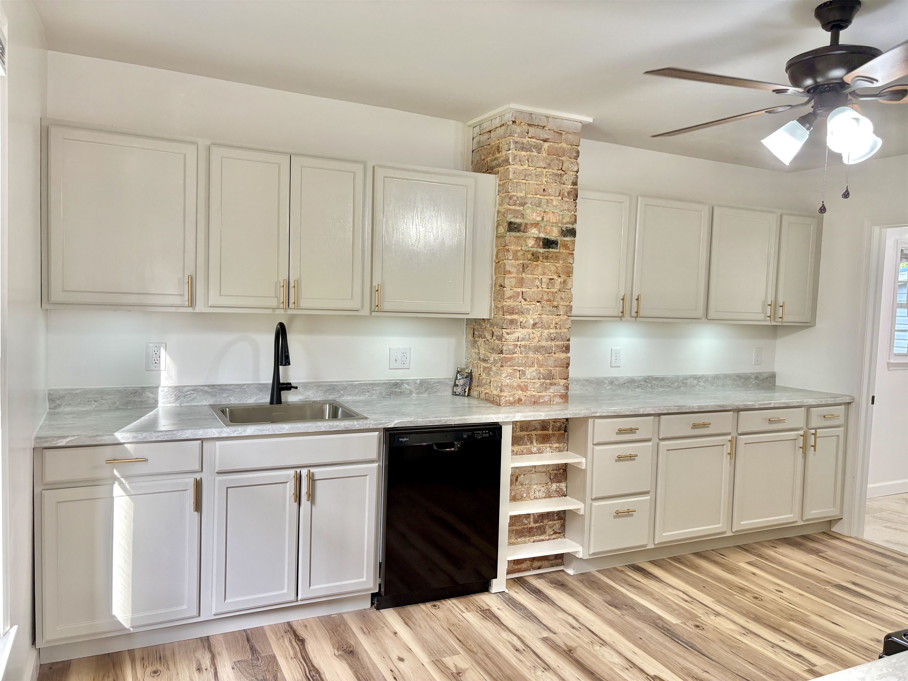 314 THIRD ST, SHENANDOAH, Virginia 22849, 4 Bedrooms Bedrooms, ,2 BathroomsBathrooms,Residential,314 THIRD ST,682367 MLS # 682367