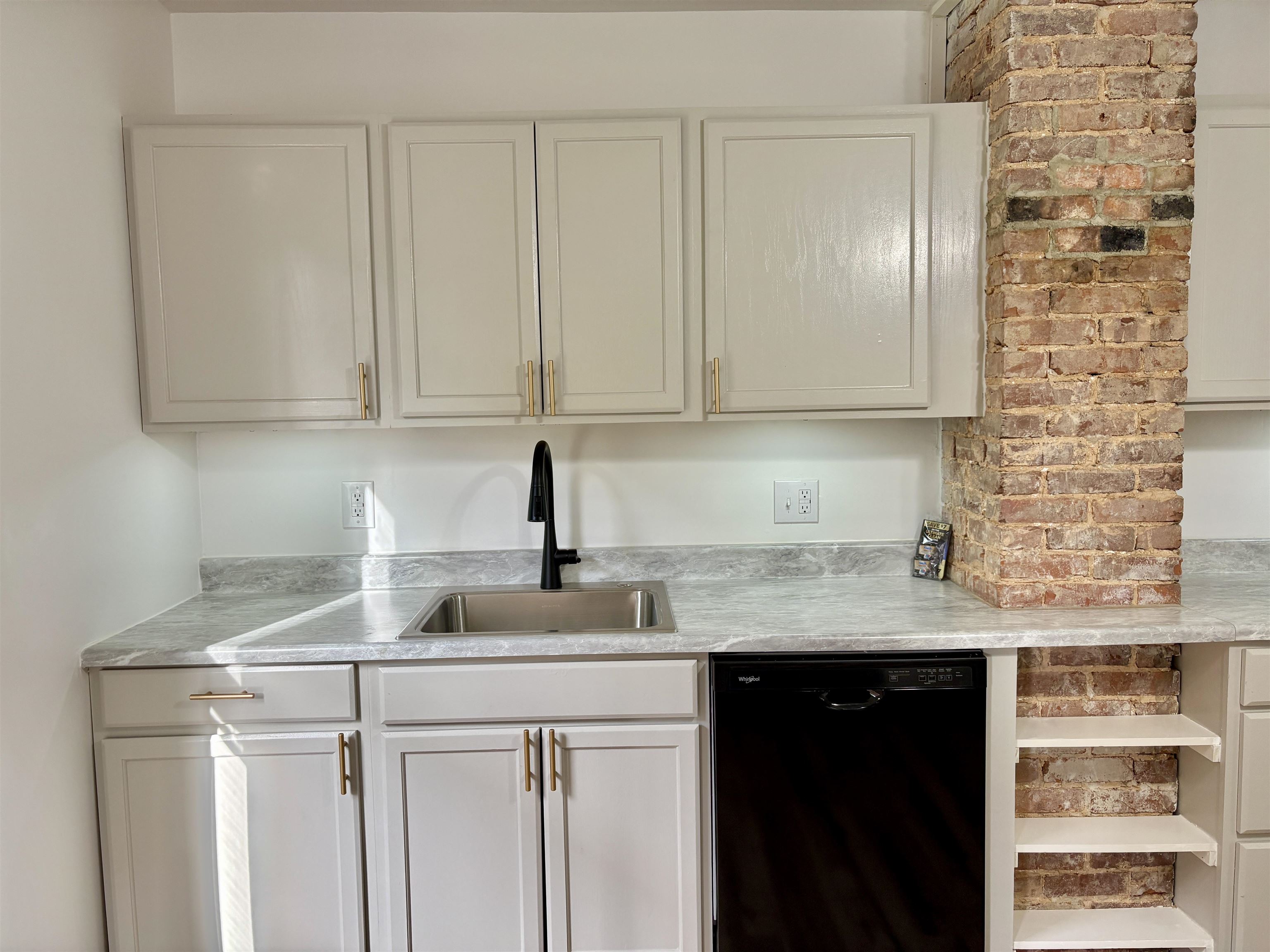 314 THIRD ST, SHENANDOAH, Virginia 22849, 4 Bedrooms Bedrooms, ,2 BathroomsBathrooms,Residential,314 THIRD ST,682367 MLS # 682367