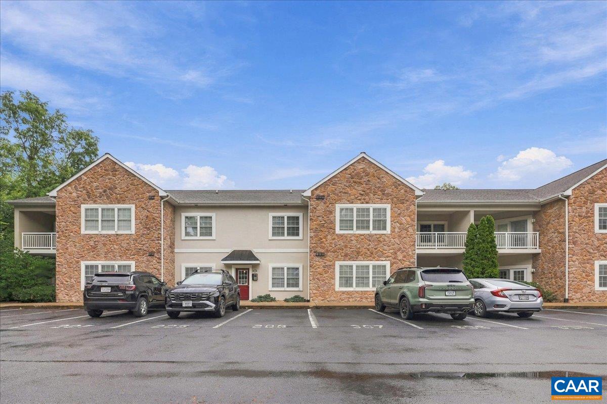 1410 N COALTER ST, STAUNTON, Virginia 24401, 2 Bedrooms Bedrooms, ,2 BathroomsBathrooms,Residential,1410 N COALTER ST,682368 MLS # 682368 1410 N COALTER ST, STAUNTON, Virginia 24401, 2 Bedrooms Bedrooms, ,2 BathroomsBathrooms,Residential,1410 N COALTER ST,682368 MLS # 682368