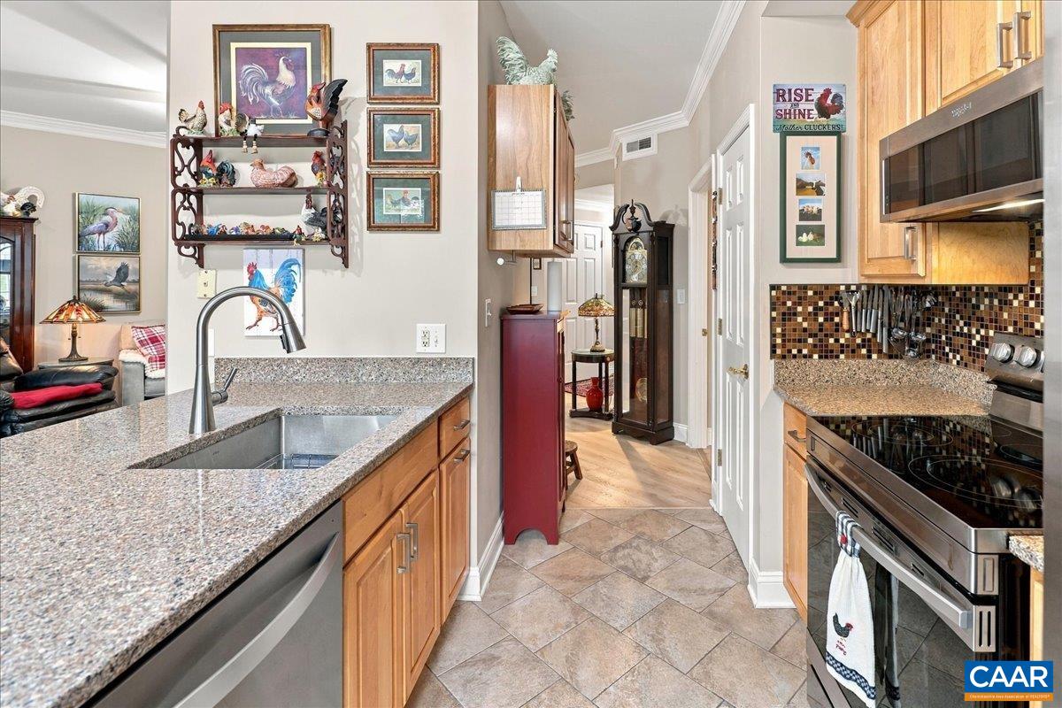 1410 N COALTER ST, STAUNTON, Virginia 24401, 2 Bedrooms Bedrooms, ,2 BathroomsBathrooms,Residential,1410 N COALTER ST,682368 MLS # 682368 1410 N COALTER ST, STAUNTON, Virginia 24401, 2 Bedrooms Bedrooms, ,2 BathroomsBathrooms,Residential,1410 N COALTER ST,682368 MLS # 682368