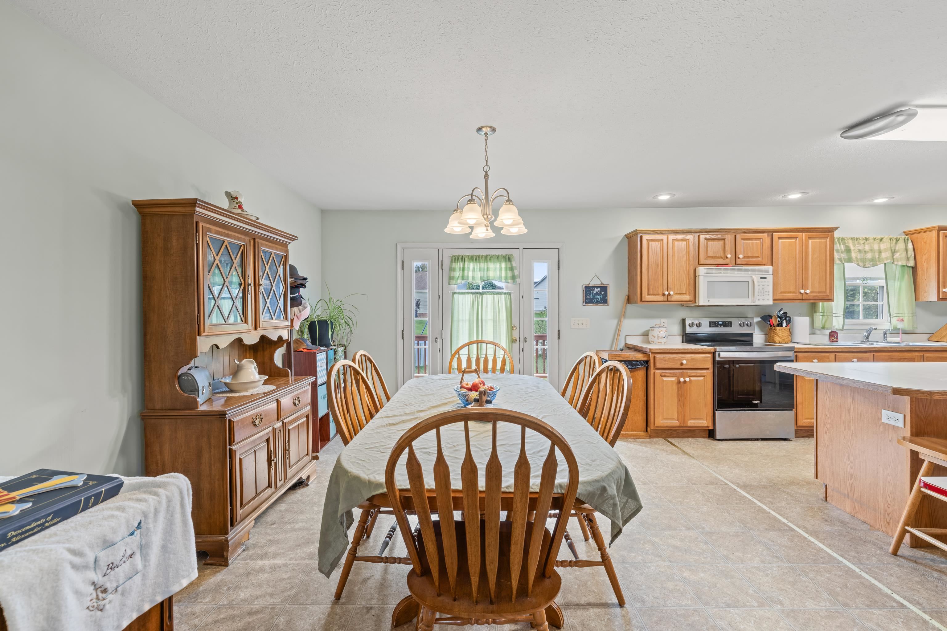 254 RAYANN LN, BROADWAY, Virginia 22815, 3 Bedrooms Bedrooms, ,2 BathroomsBathrooms,Residential,254 RAYANN LN,682371 MLS # 682371