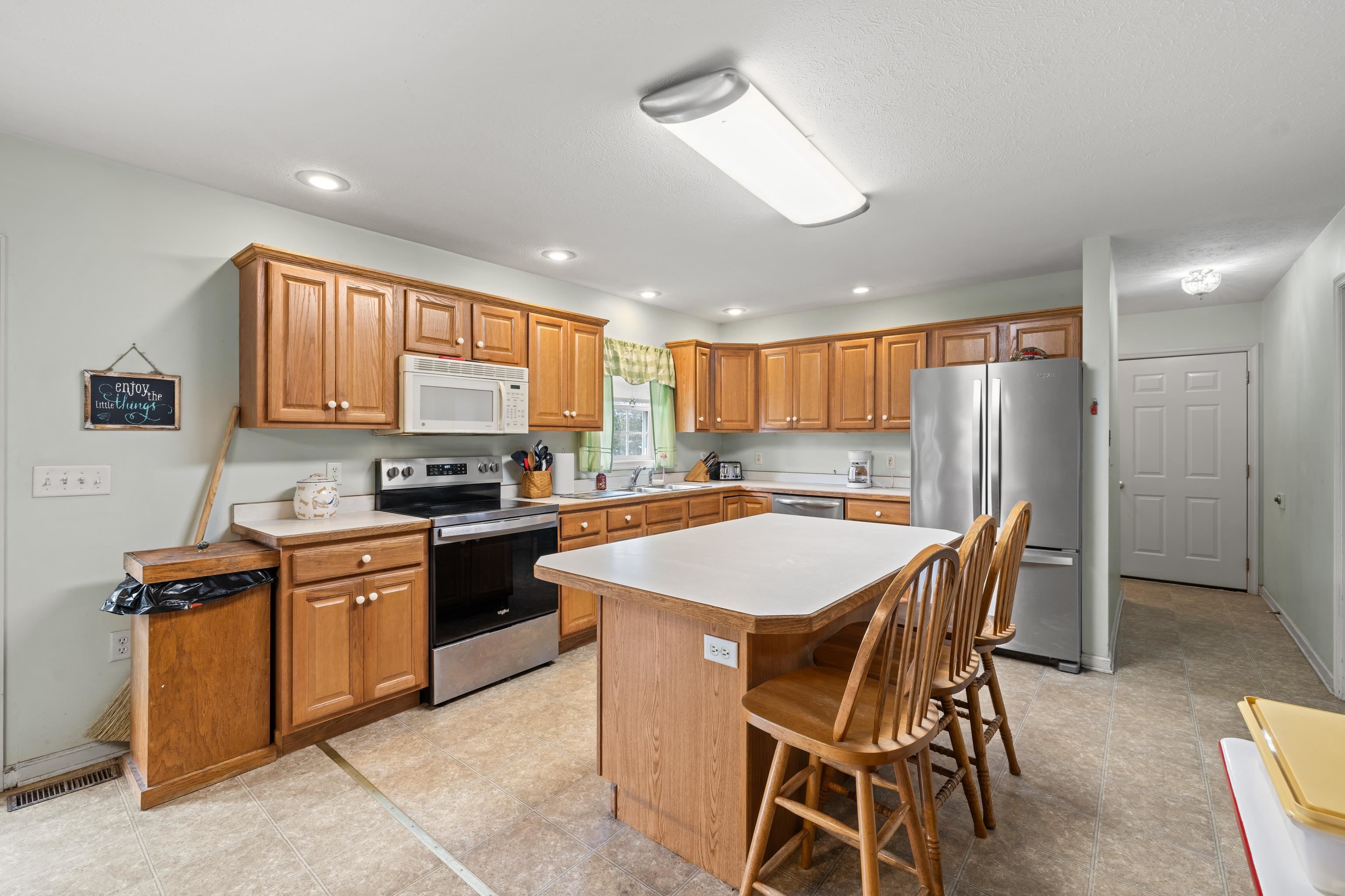 254 RAYANN LN, BROADWAY, Virginia 22815, 3 Bedrooms Bedrooms, ,2 BathroomsBathrooms,Residential,254 RAYANN LN,682371 MLS # 682371