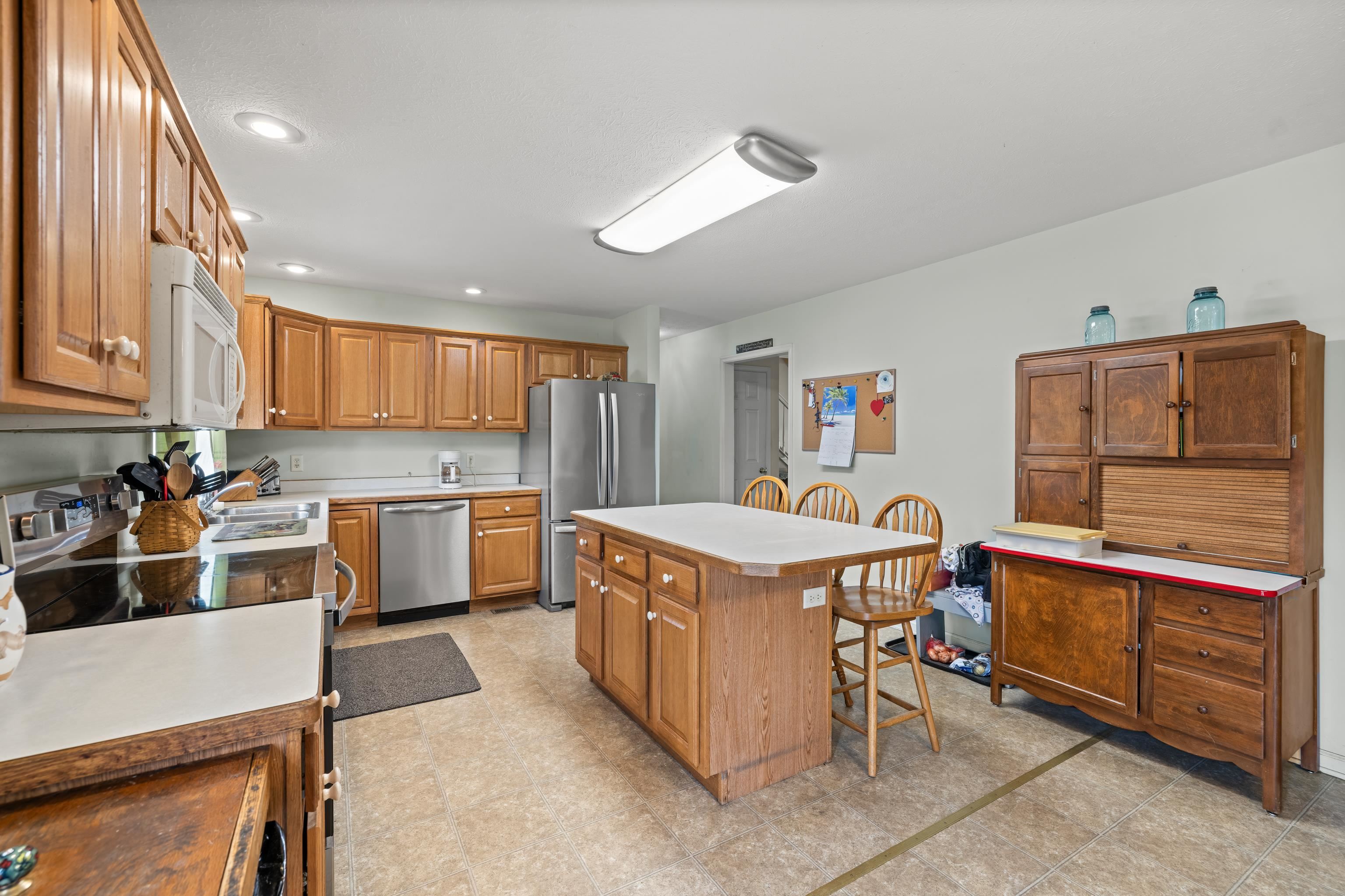 254 RAYANN LN, BROADWAY, Virginia 22815, 3 Bedrooms Bedrooms, ,2 BathroomsBathrooms,Residential,254 RAYANN LN,682371 MLS # 682371