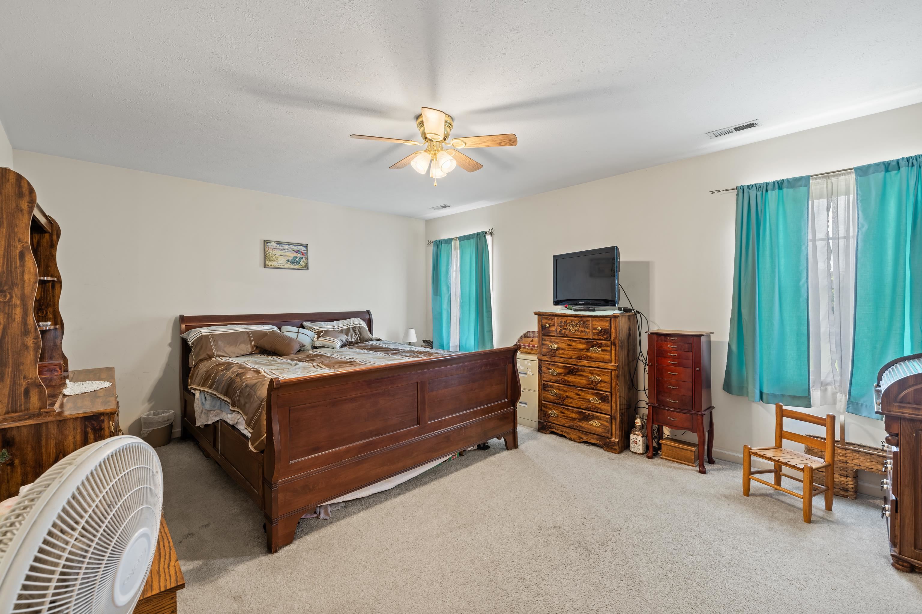 254 RAYANN LN, BROADWAY, Virginia 22815, 3 Bedrooms Bedrooms, ,2 BathroomsBathrooms,Residential,254 RAYANN LN,682371 MLS # 682371