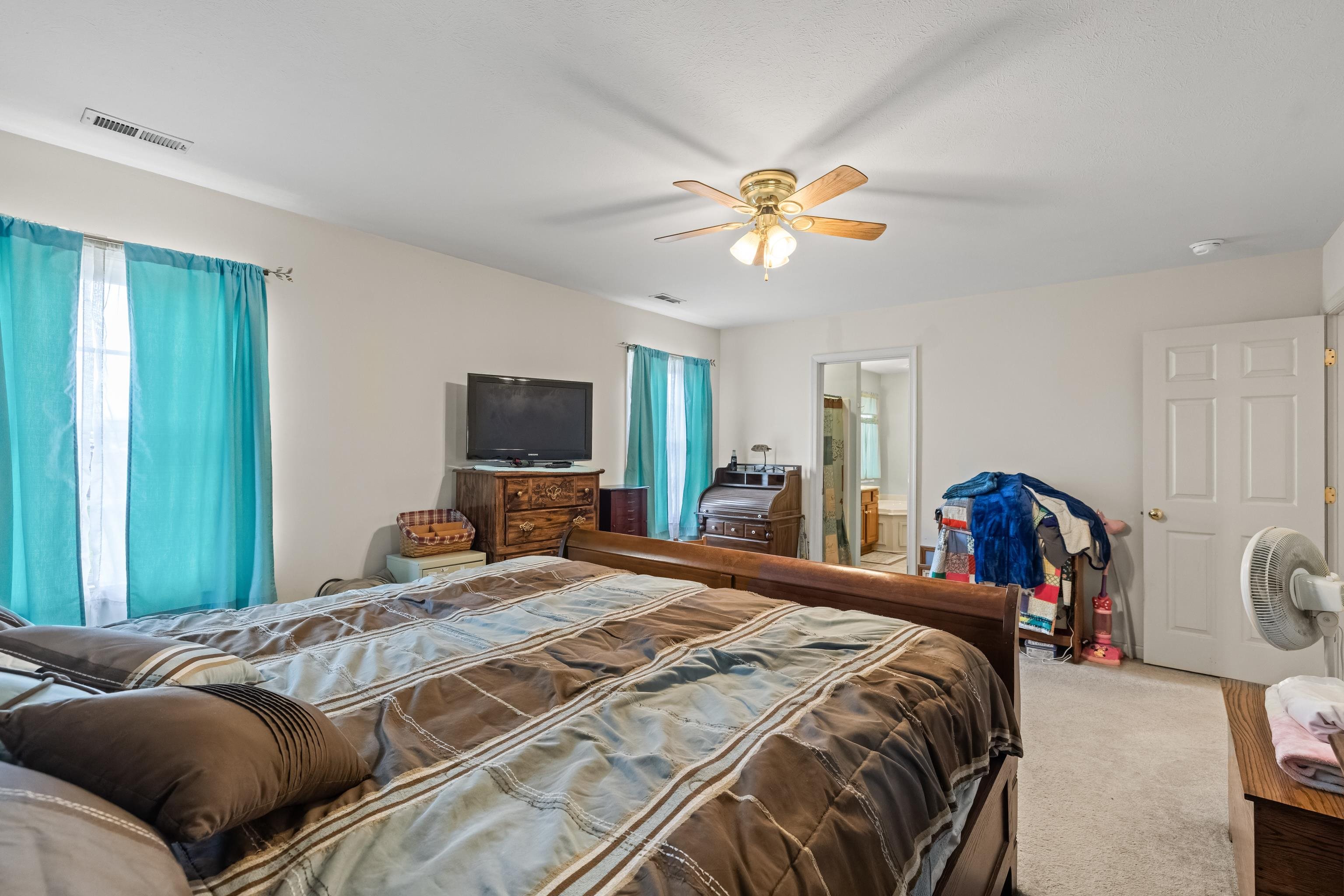 254 RAYANN LN, BROADWAY, Virginia 22815, 3 Bedrooms Bedrooms, ,2 BathroomsBathrooms,Residential,254 RAYANN LN,682371 MLS # 682371